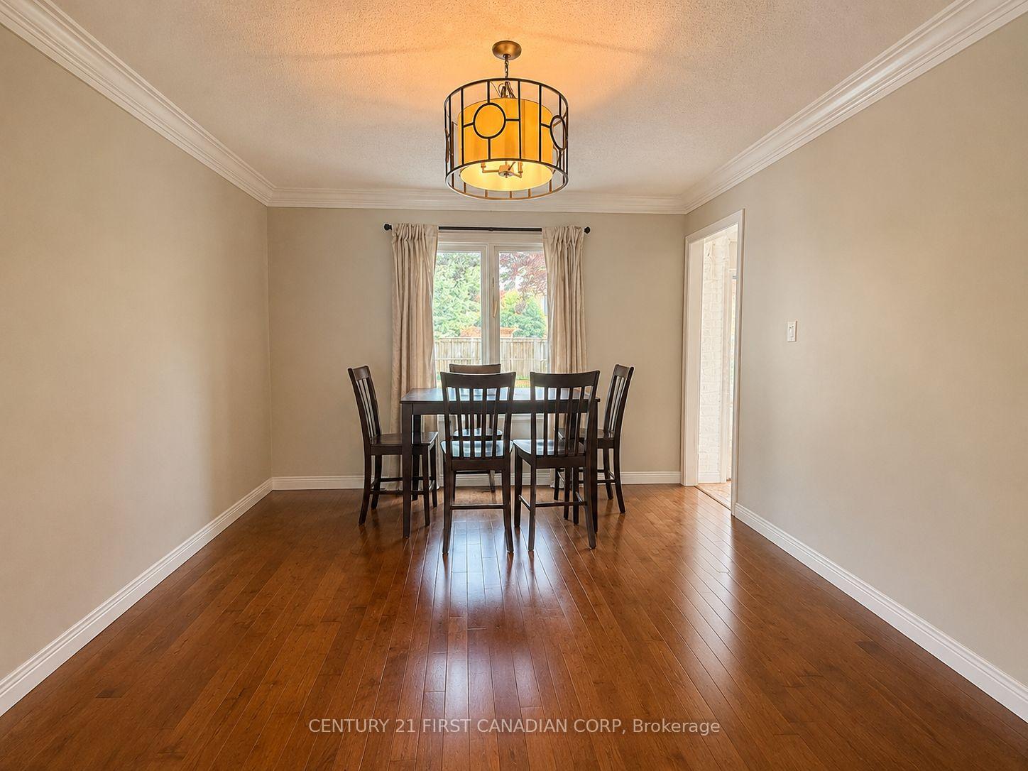 Photo 11 of 179 Sunnyside Drive, London, North G — HOMEH