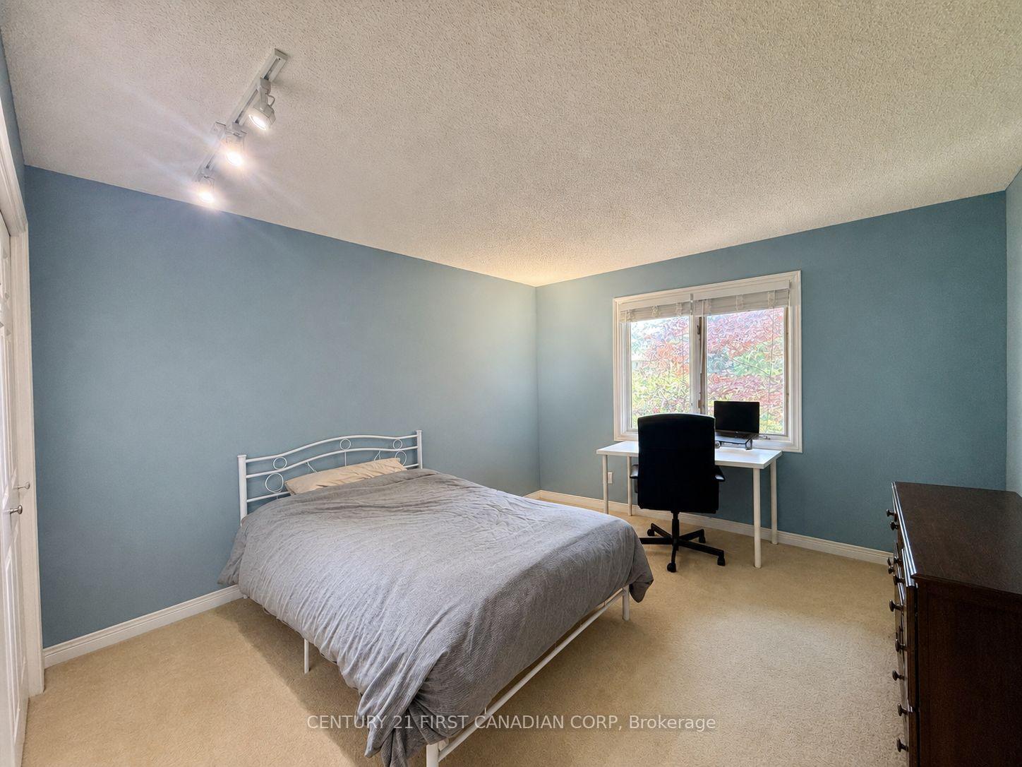 Photo 21 of 179 Sunnyside Drive, London, North G — HOMEH