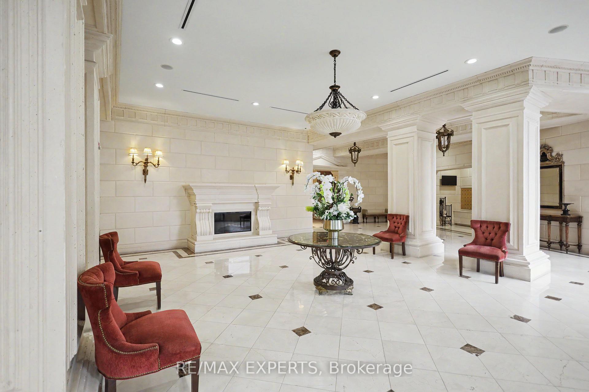 Photo 5 of Unit 614, 9225 Jane Street, Vaughan, Maple — HOMEH