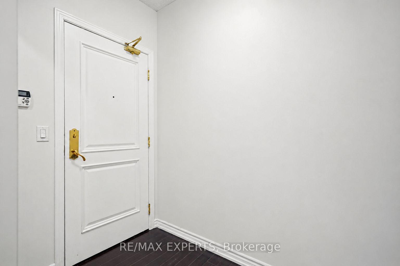 Photo 6 of Unit 614, 9225 Jane Street, Vaughan, Maple — HOMEH