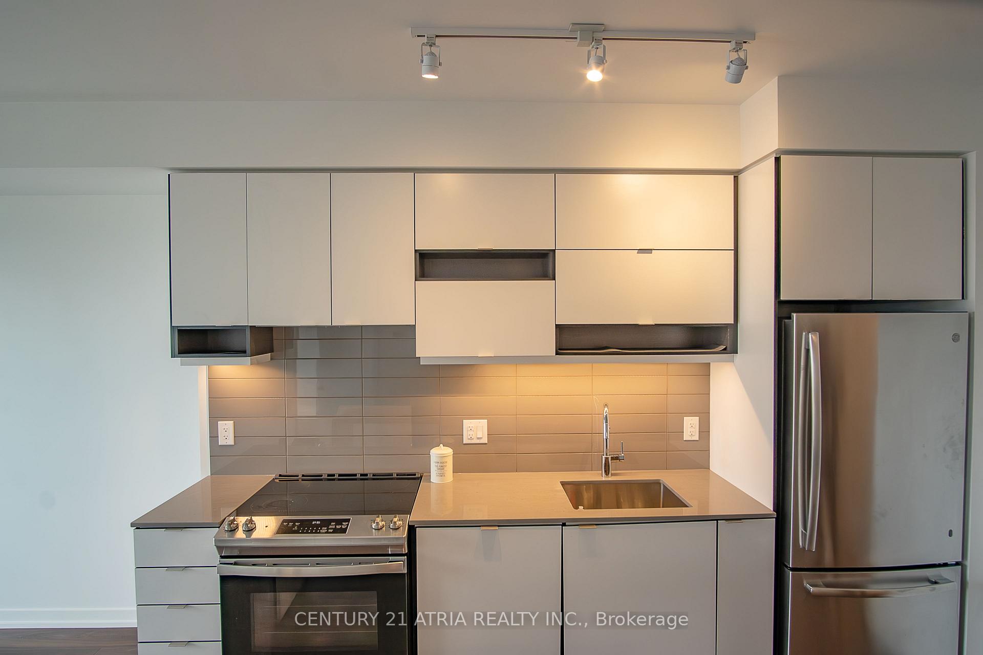 Photo 10 of Unit 1405, 4065 Confederation Parkway, Mississauga, City Centre — HOMEH