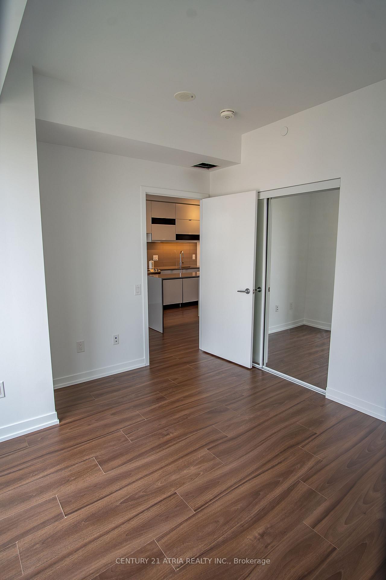 Photo 17 of Unit 1405, 4065 Confederation Parkway, Mississauga, City Centre — HOMEH