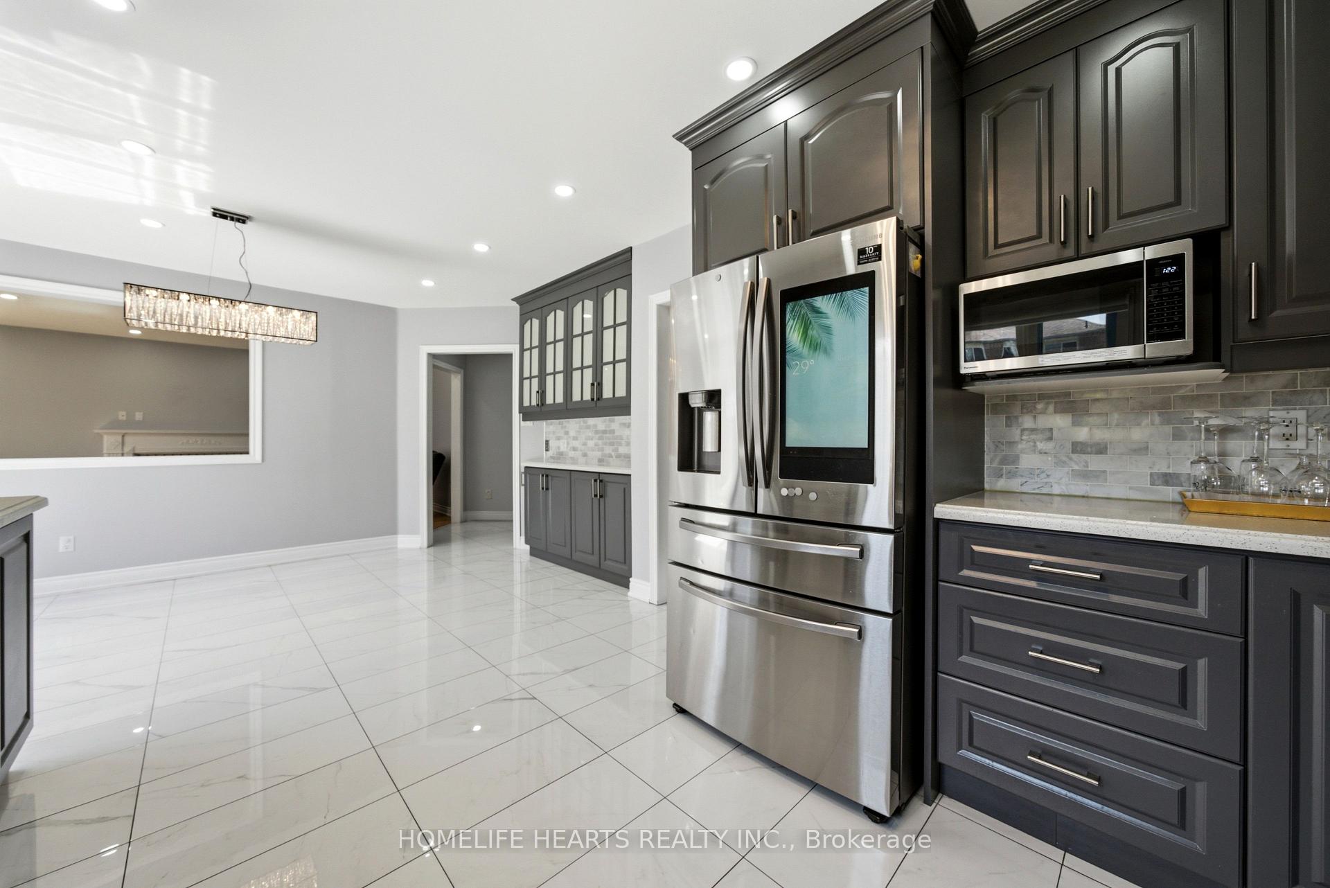 Photo 12 of 62 Boxwood Crescent, Markham, Rouge Fairways — HOMEH