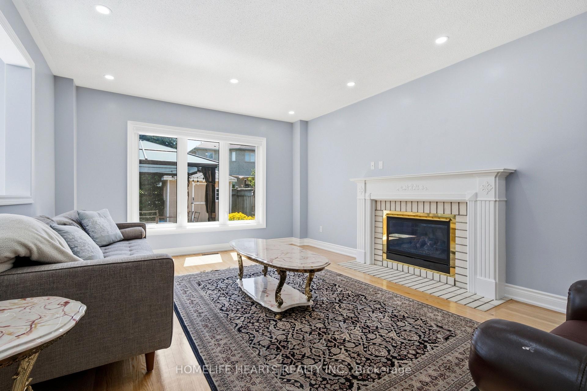 Photo 13 of 62 Boxwood Crescent, Markham, Rouge Fairways — HOMEH