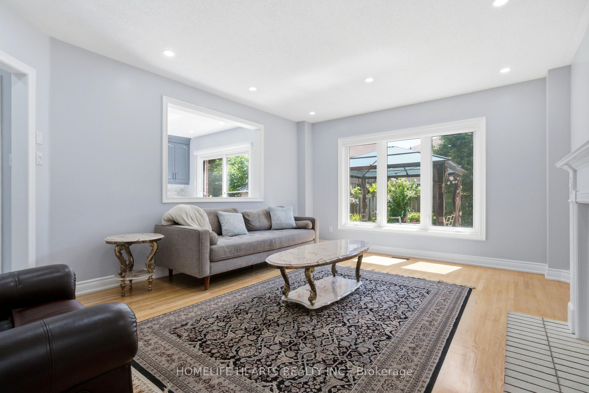 Photo 14 of 62 Boxwood Crescent, Markham, Rouge Fairways — HOMEH