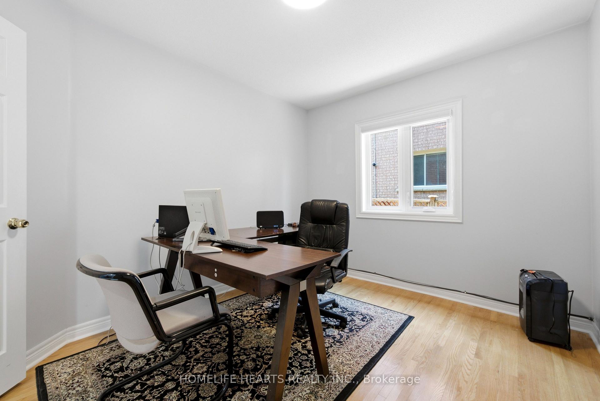 Photo 20 of 62 Boxwood Crescent, Markham, Rouge Fairways — HOMEH