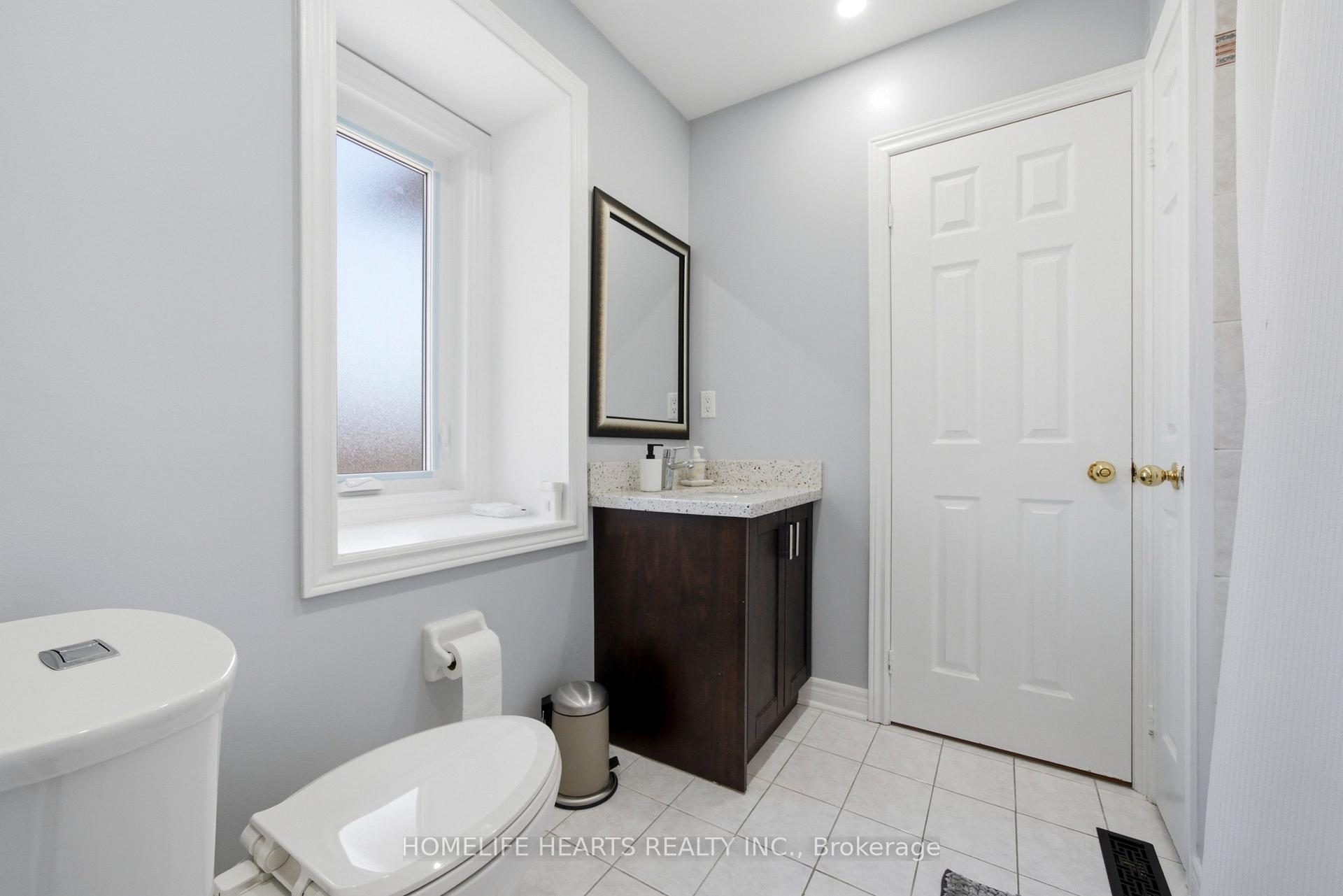 Photo 24 of 62 Boxwood Crescent, Markham, Rouge Fairways — HOMEH