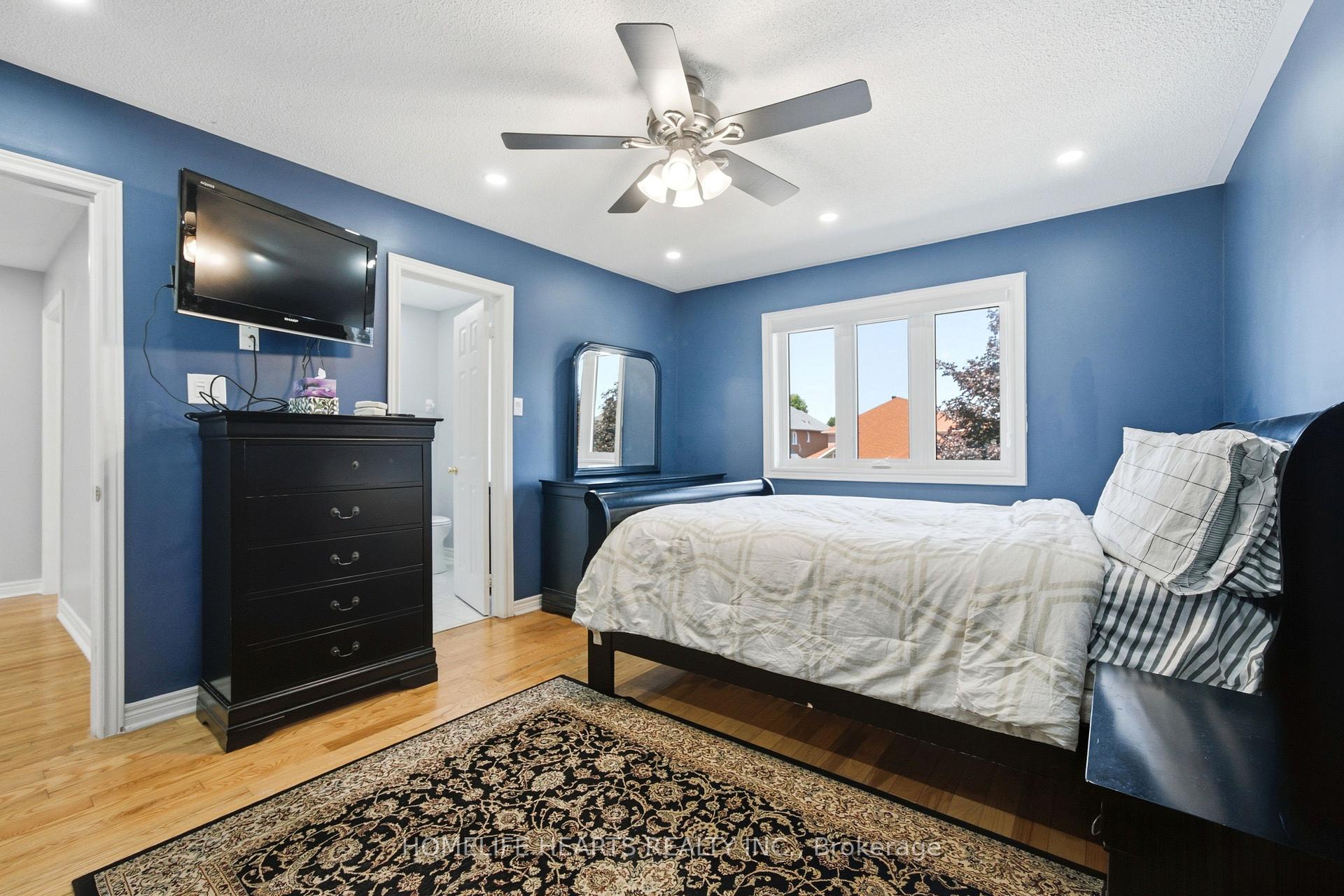 Photo 26 of 62 Boxwood Crescent, Markham, Rouge Fairways — HOMEH