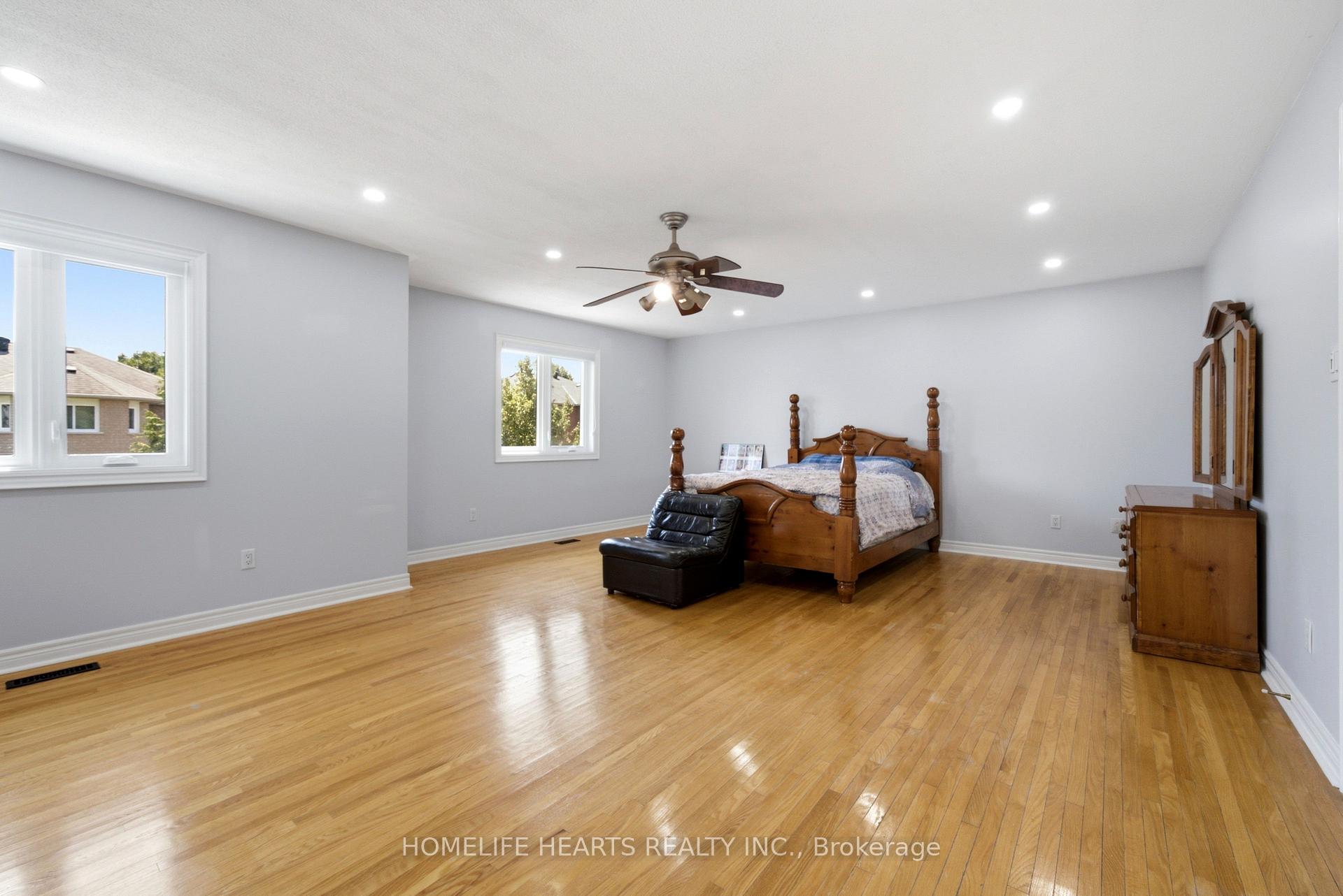 Photo 28 of 62 Boxwood Crescent, Markham, Rouge Fairways — HOMEH