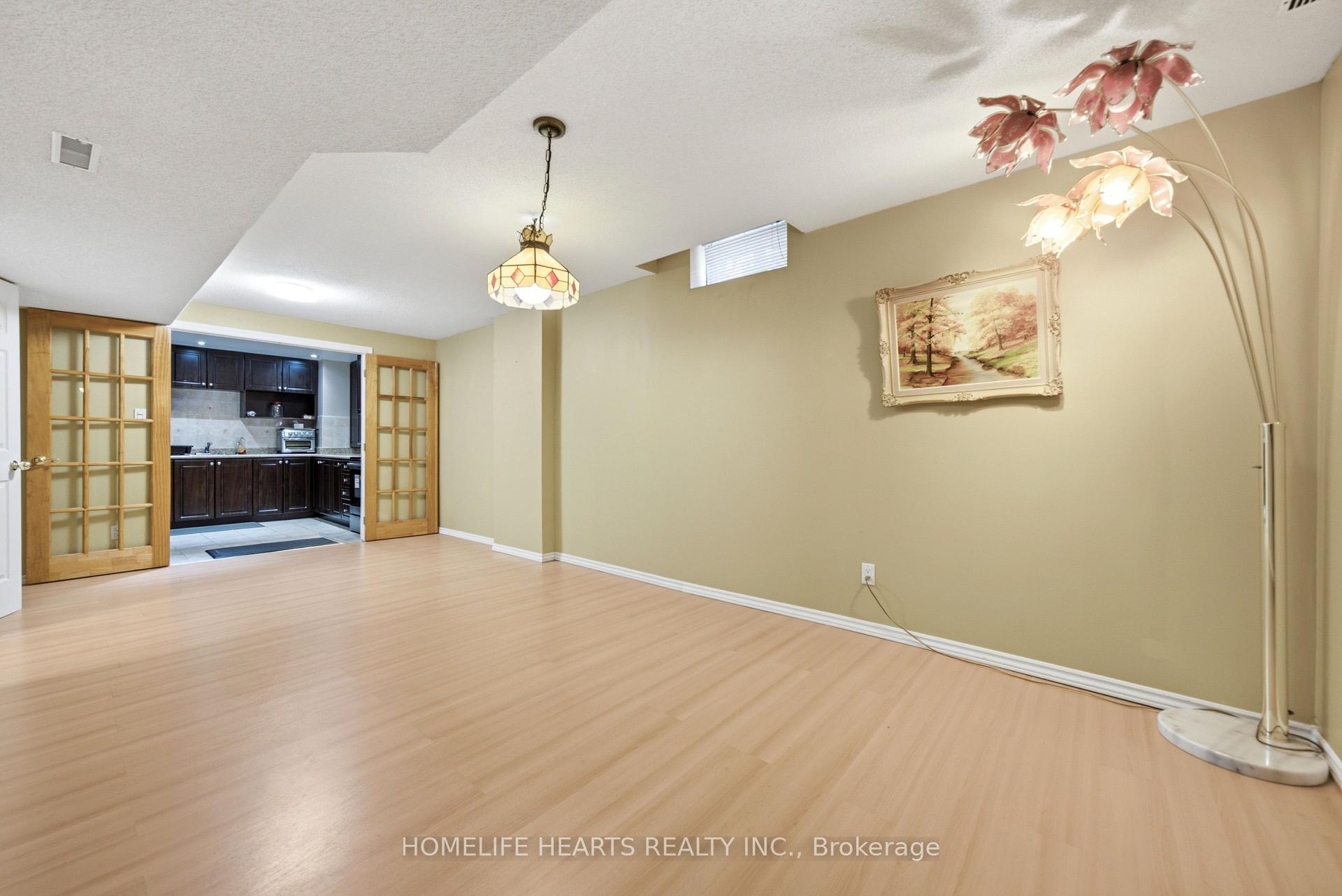 Photo 35 of 62 Boxwood Crescent, Markham, Rouge Fairways — HOMEH