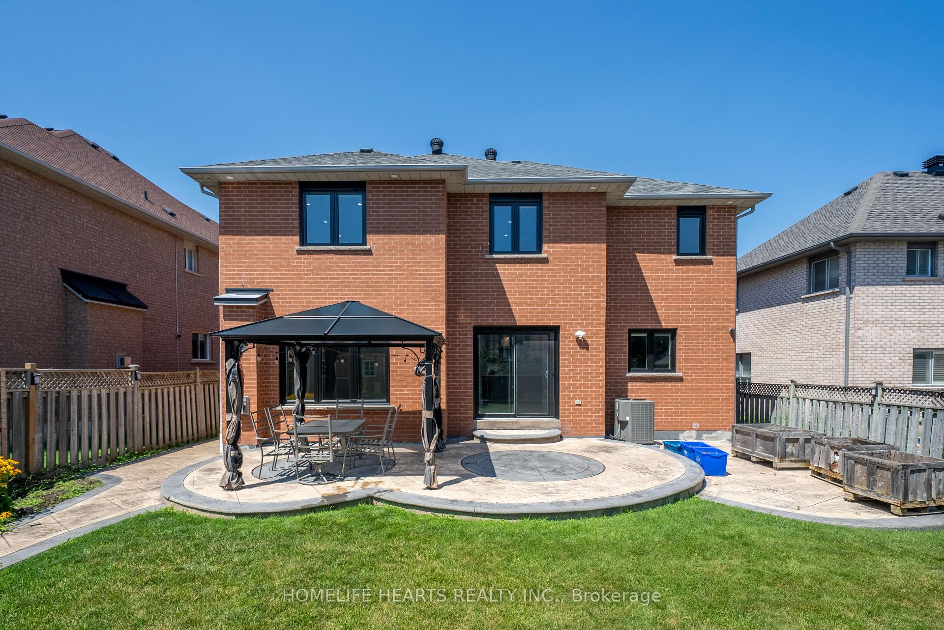 Photo 42 of 62 Boxwood Crescent, Markham, Rouge Fairways — HOMEH