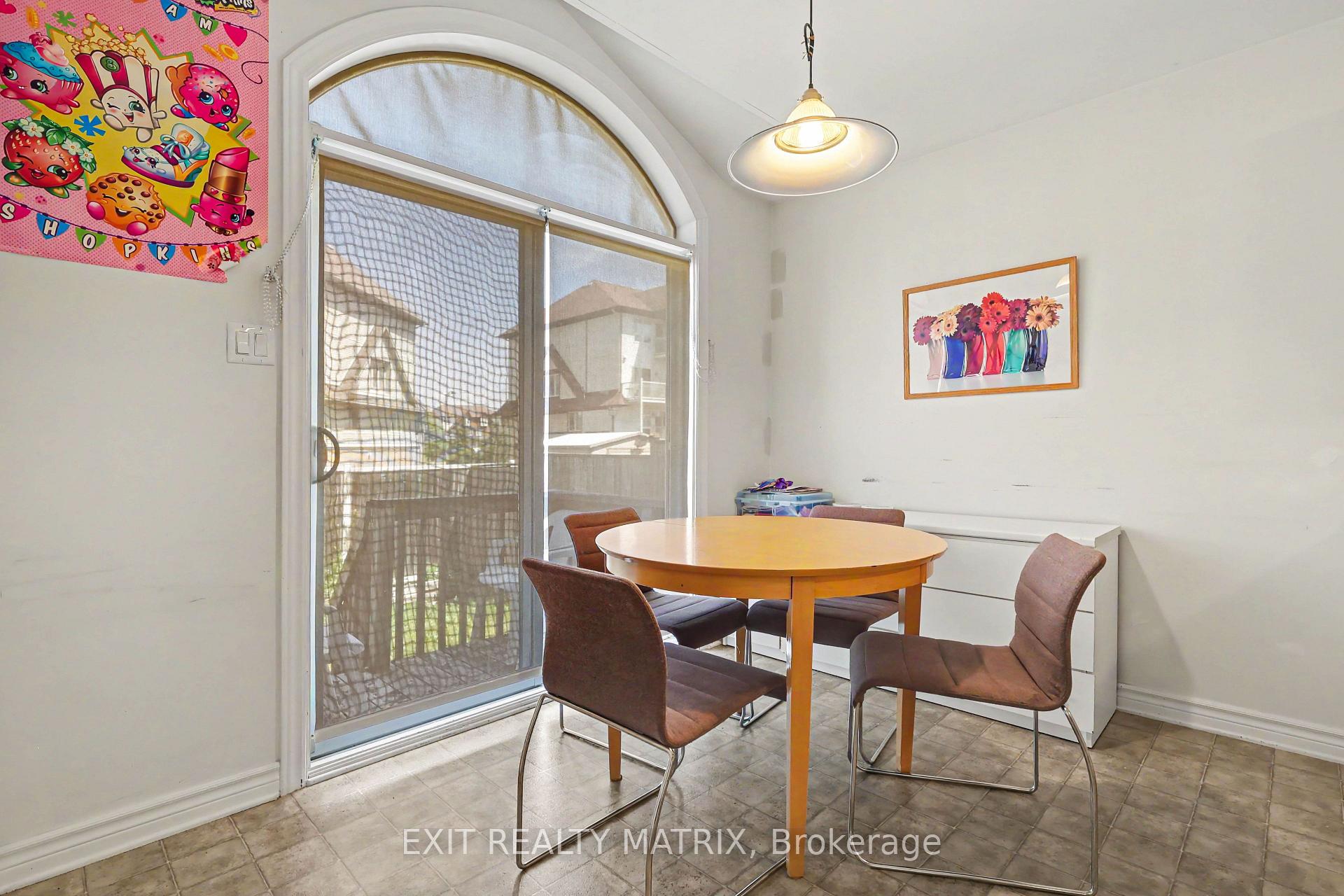 Photo 4 of 416 Goldenbrook Way, Ottawa, Avalon East — HOMEH