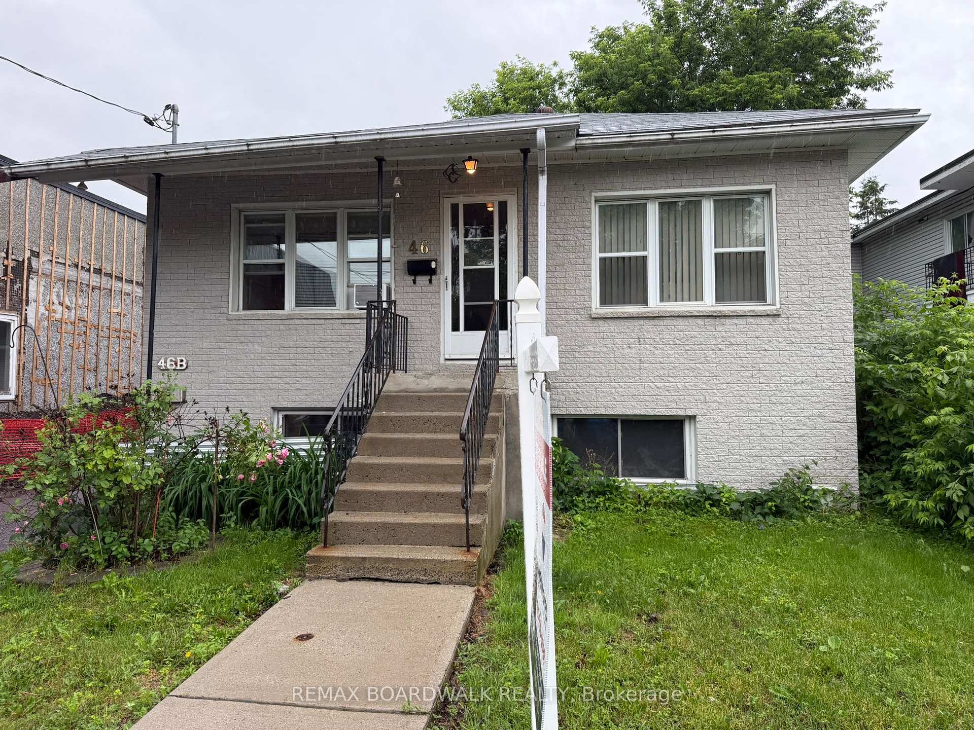 Photo 1 of 46 Jolliet Avenue, Ottawa, Vanier — HOMEH