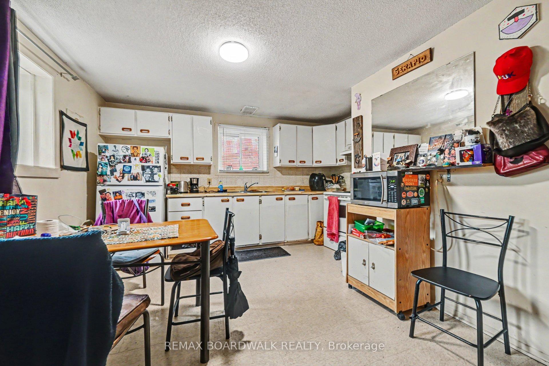 Photo 7 of 46 Jolliet Avenue, Ottawa, Vanier — HOMEH