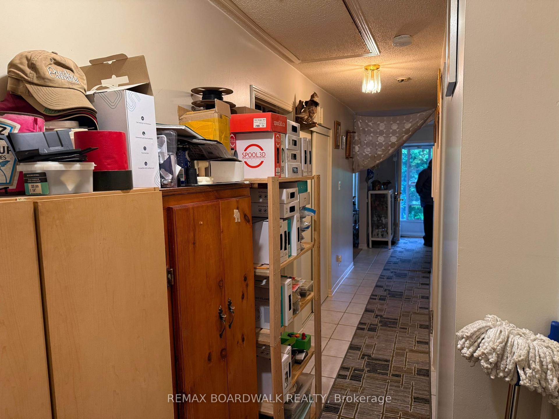 Photo 23 of 46 Jolliet Avenue, Ottawa, Vanier — HOMEH