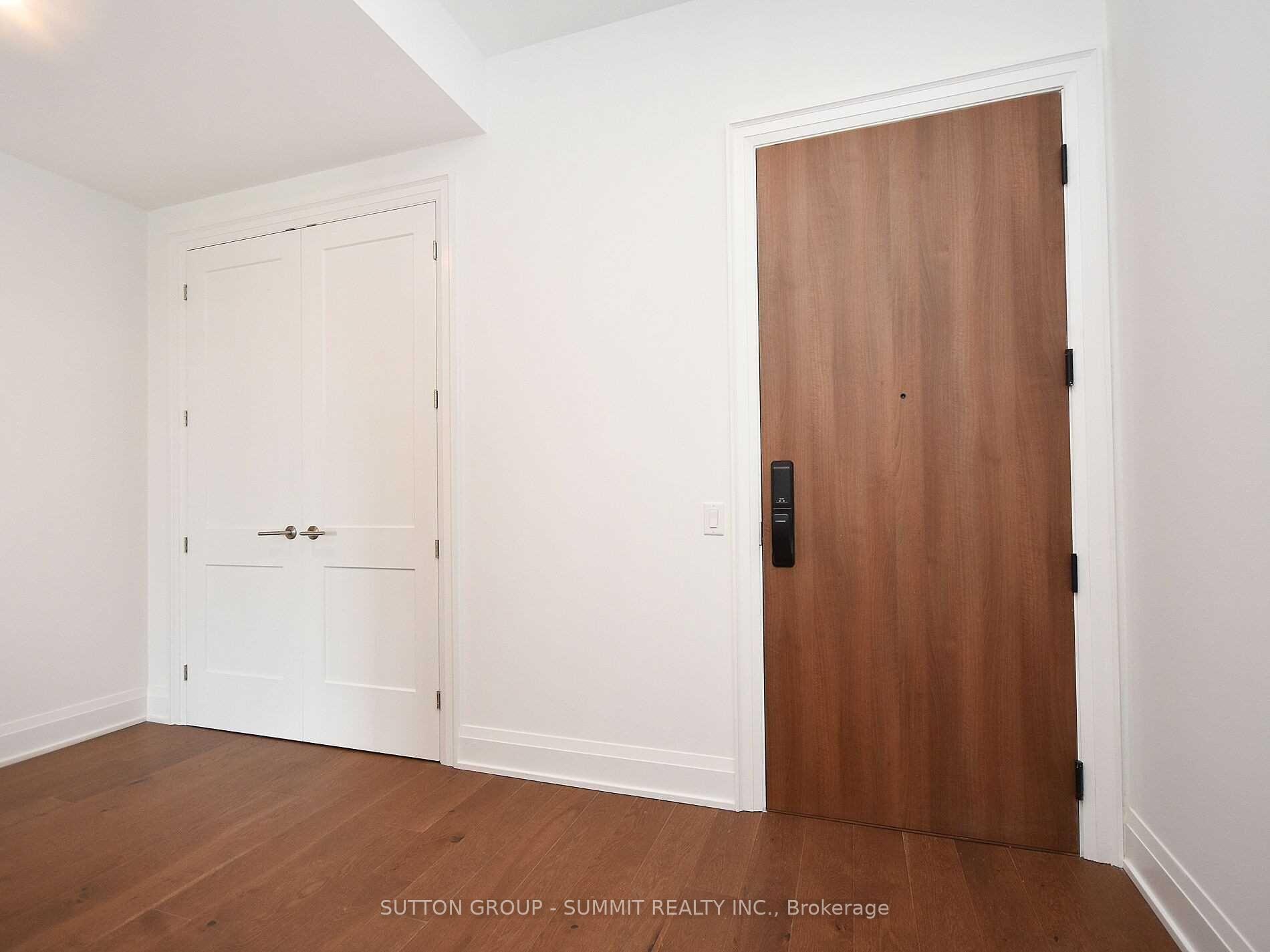 Photo 11 of Unit 1606, 21 Park Street E, Mississauga, Port Credit — HOMEH