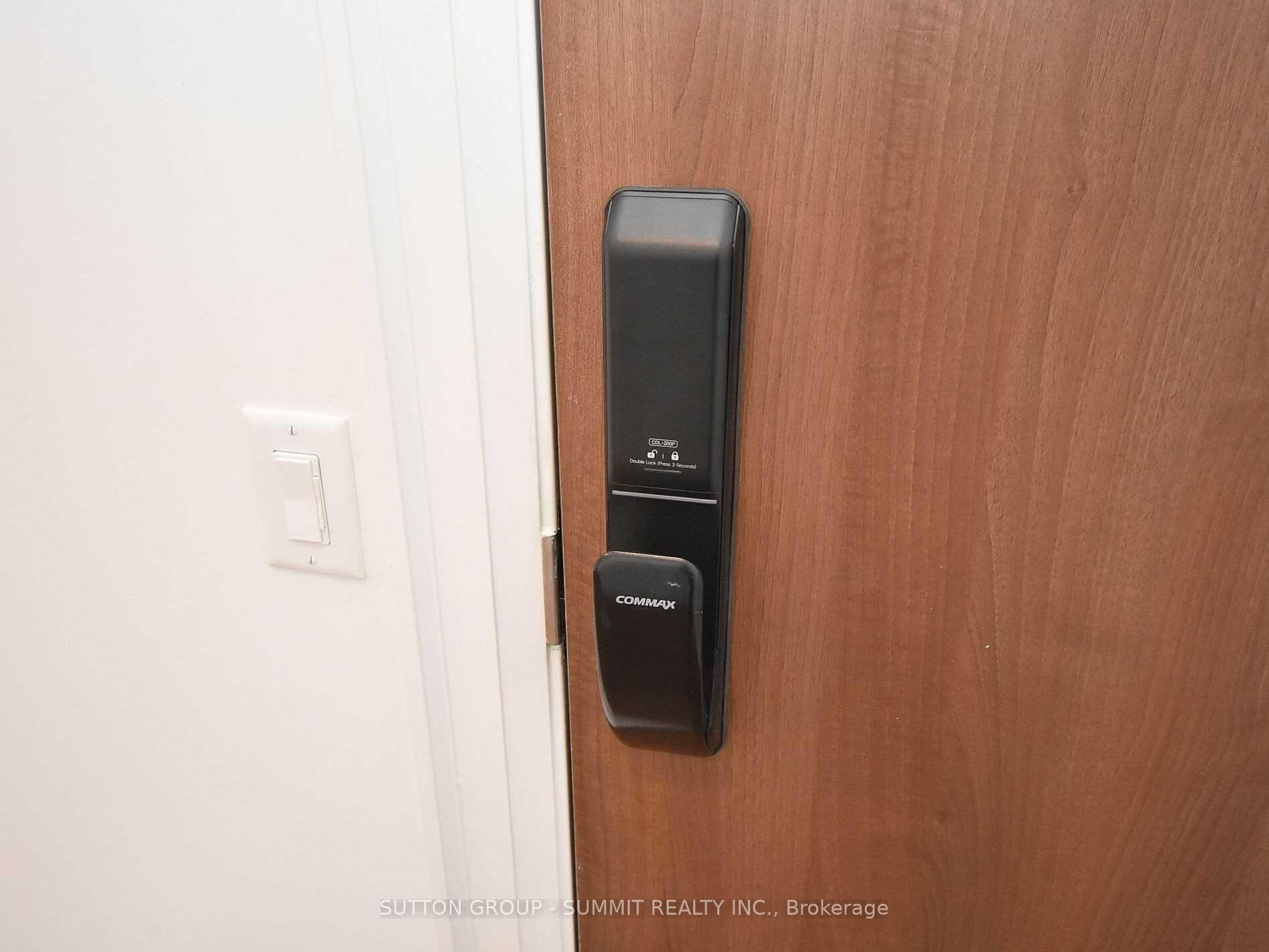 Photo 12 of Unit 1606, 21 Park Street E, Mississauga, Port Credit — HOMEH