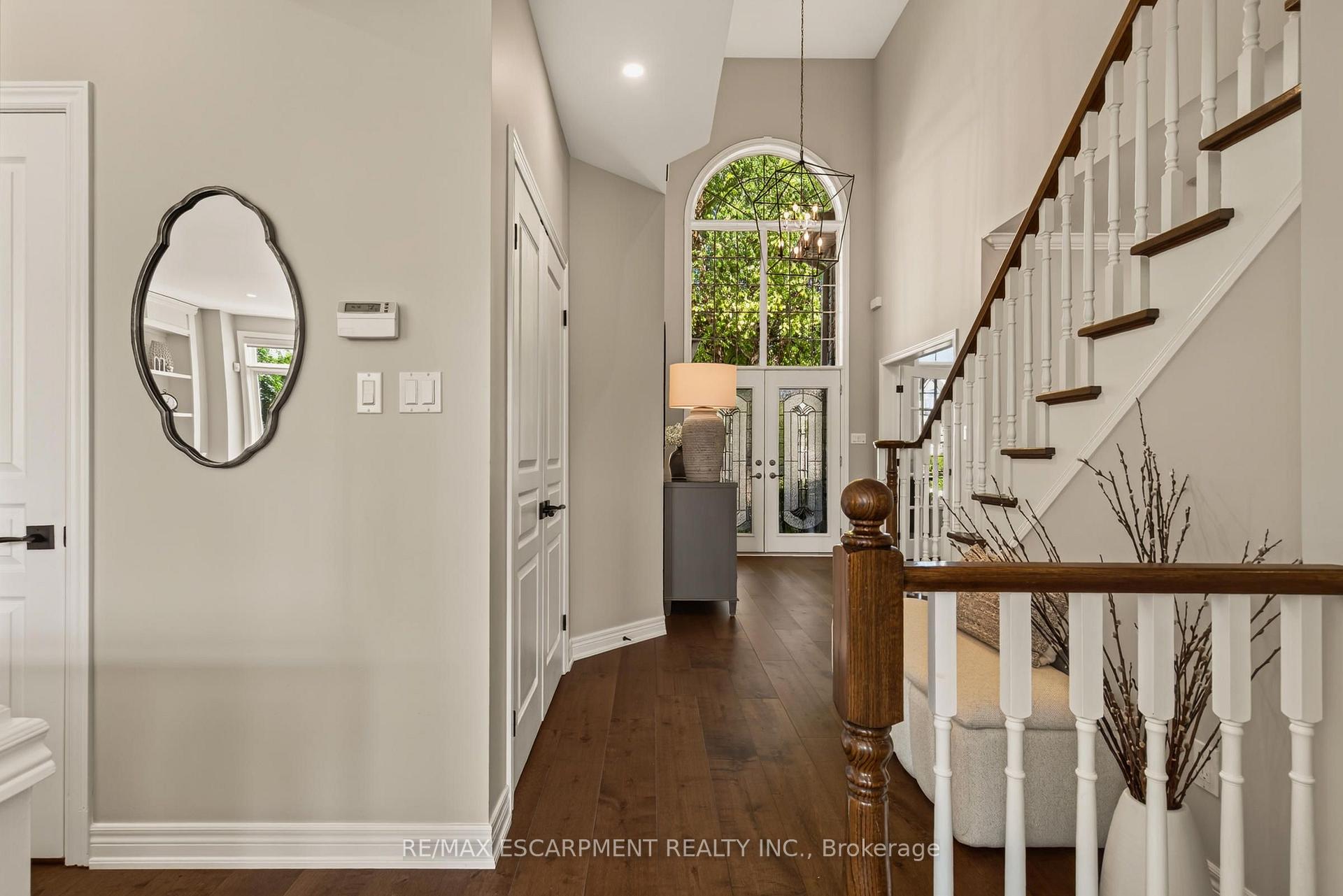 Photo 6 of 116 Joshua Avenue, Hamilton, Meadowlands — HOMEH