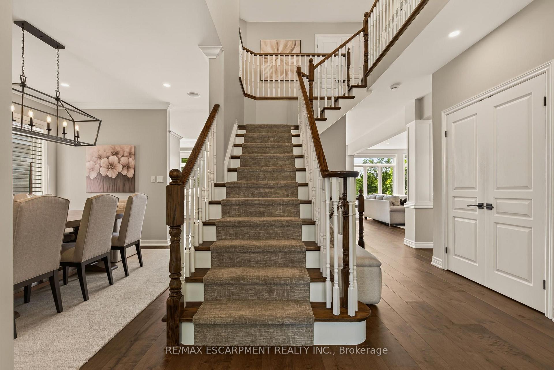 Photo 7 of 116 Joshua Avenue, Hamilton, Meadowlands — HOMEH