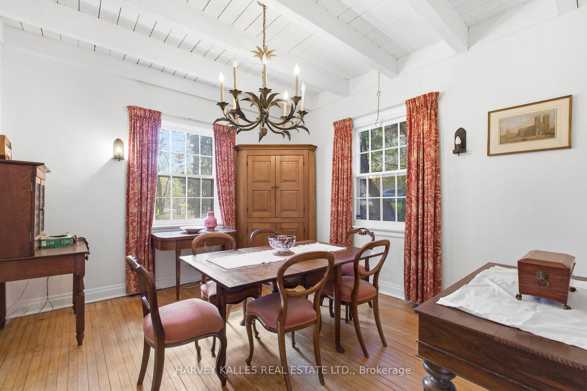 Photo 12 of 38 Donwoods Drive, North York, Bridle Path-Sunnybrook-York Mills — HOMEH