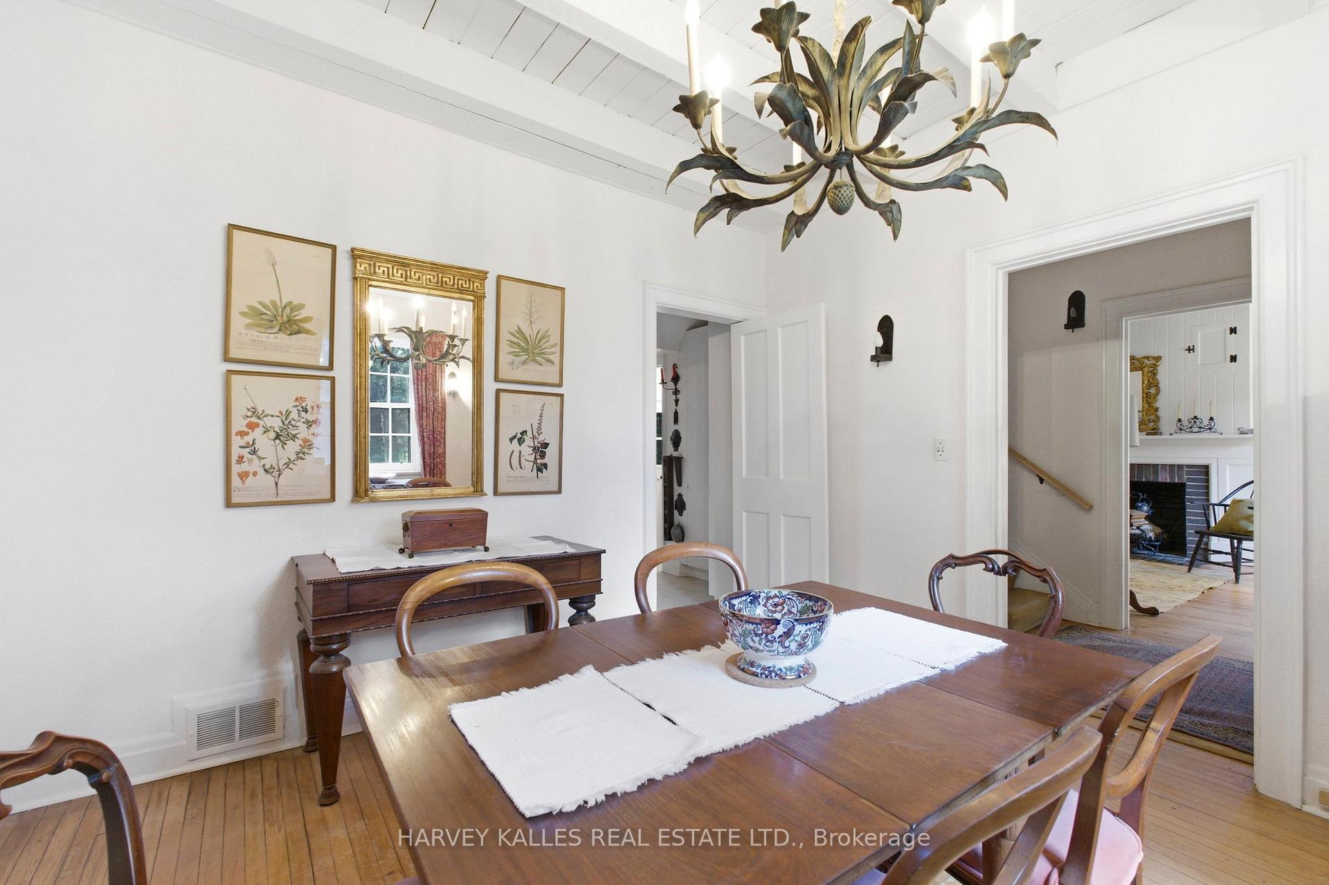 Photo 13 of 38 Donwoods Drive, North York, Bridle Path-Sunnybrook-York Mills — HOMEH