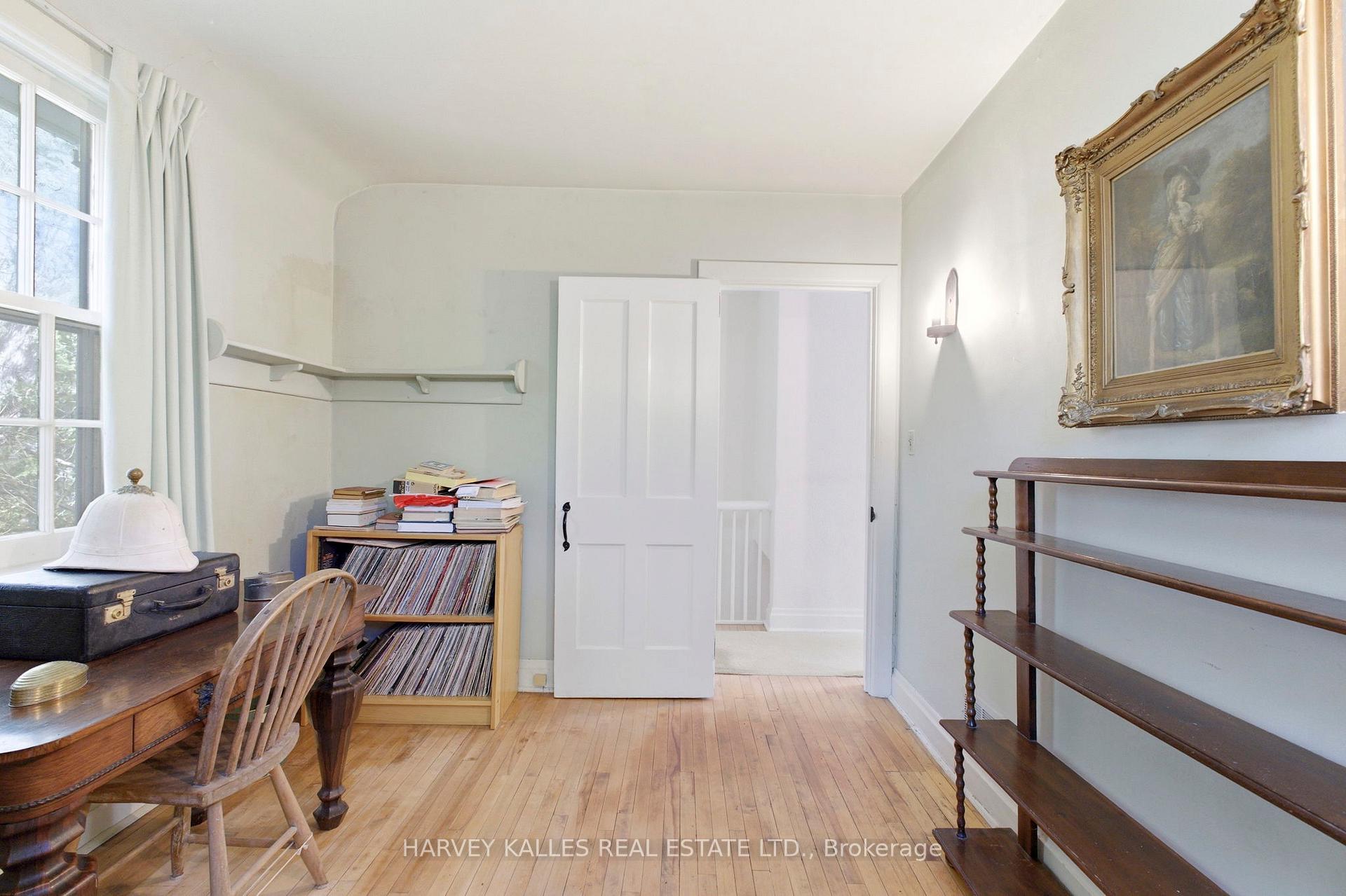 Photo 20 of 38 Donwoods Drive, North York, Bridle Path-Sunnybrook-York Mills — HOMEH