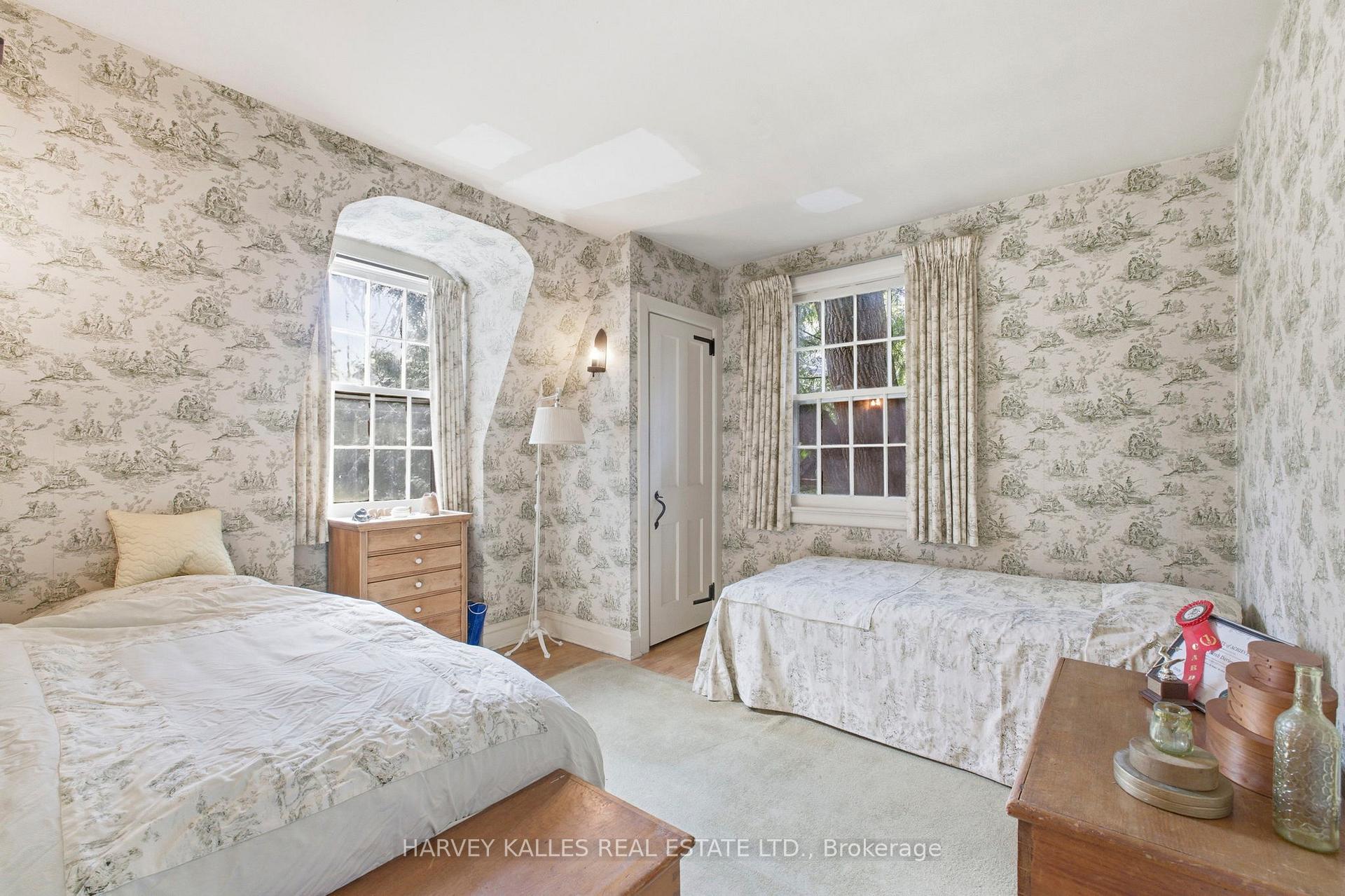 Photo 21 of 38 Donwoods Drive, North York, Bridle Path-Sunnybrook-York Mills — HOMEH