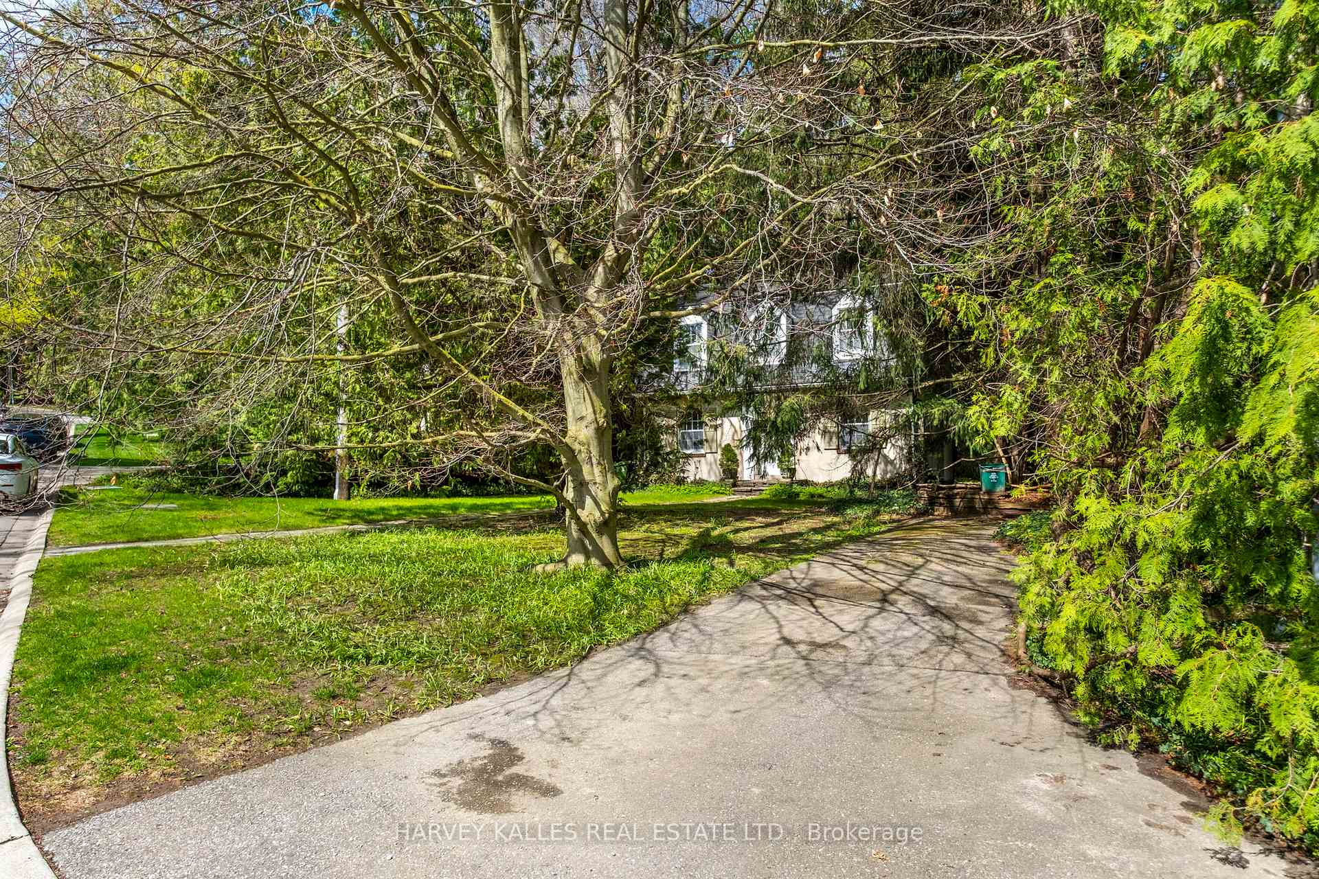 Photo 38 of 38 Donwoods Drive, North York, Bridle Path-Sunnybrook-York Mills — HOMEH