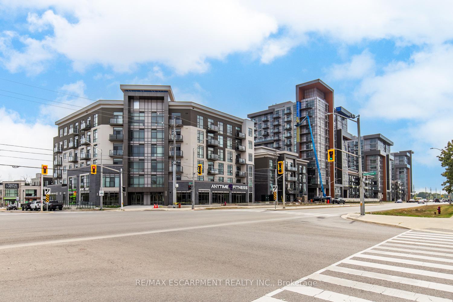 Photo 1 of Unit 238, 10 Mallard Trail, Hamilton, Waterdown — HOMEH