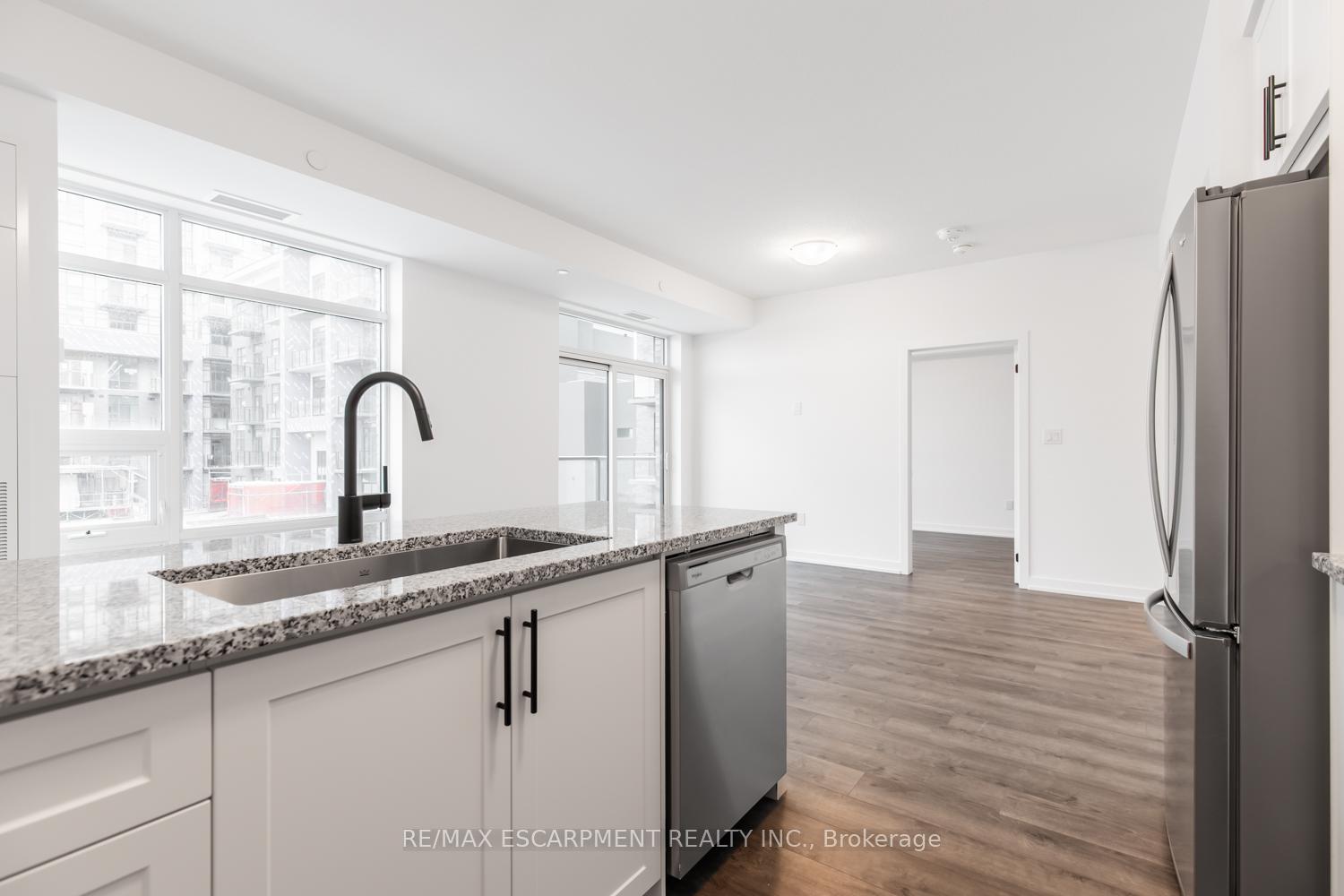 Photo 13 of Unit 238, 10 Mallard Trail, Hamilton, Waterdown — HOMEH