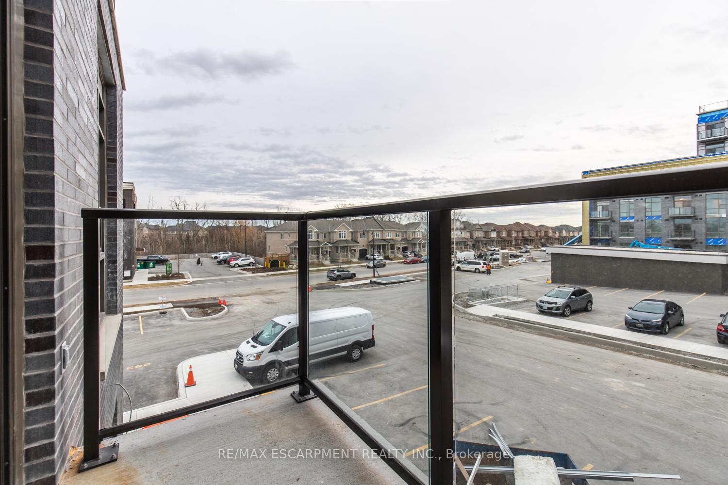 Photo 19 of Unit 238, 10 Mallard Trail, Hamilton, Waterdown — HOMEH