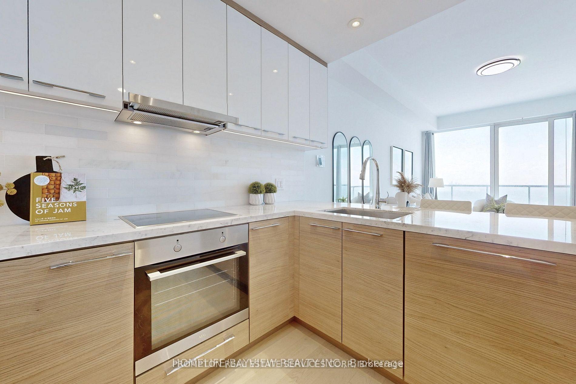 Photo 9 of Unit 4312, 488 University Avenue, Toronto, Kensington-Chinatown — HOMEH