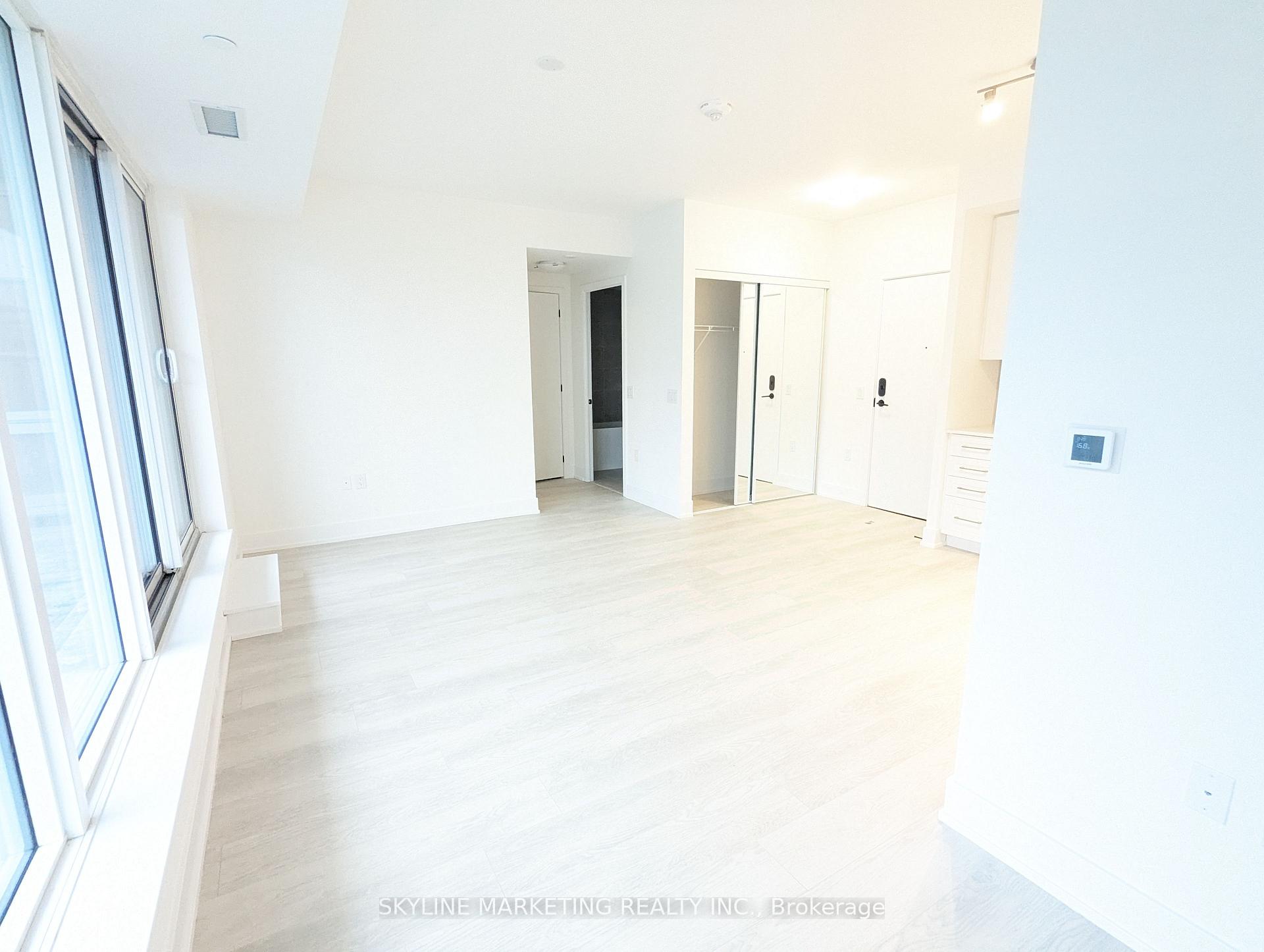 Photo 2 of Unit 737, 2450 Old Bronte Road, Oakville, Westmount — HOMEH