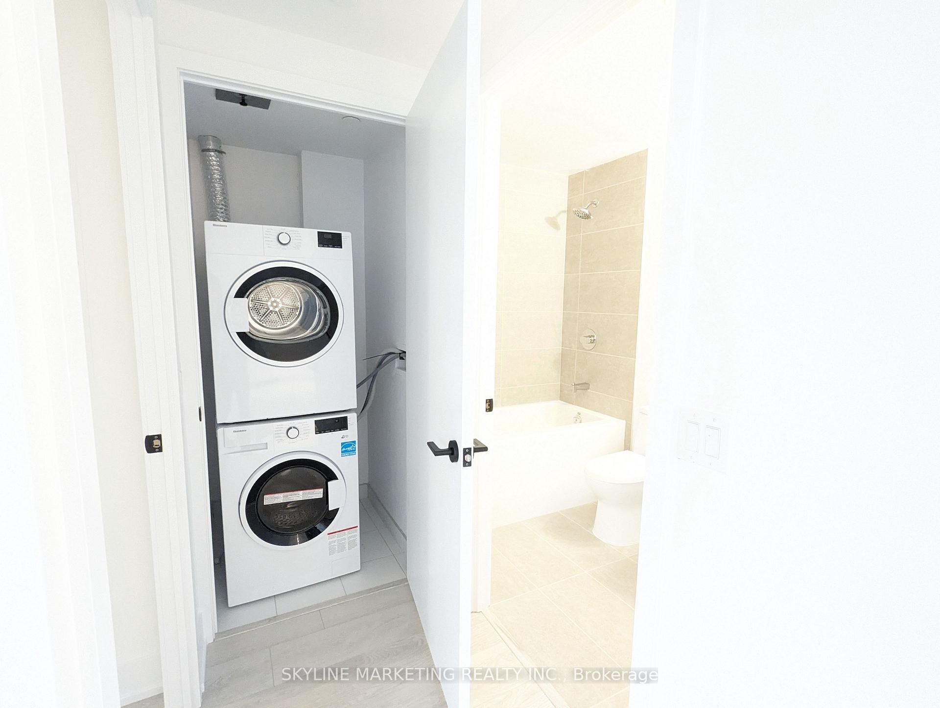 Photo 4 of Unit 737, 2450 Old Bronte Road, Oakville, Westmount — HOMEH