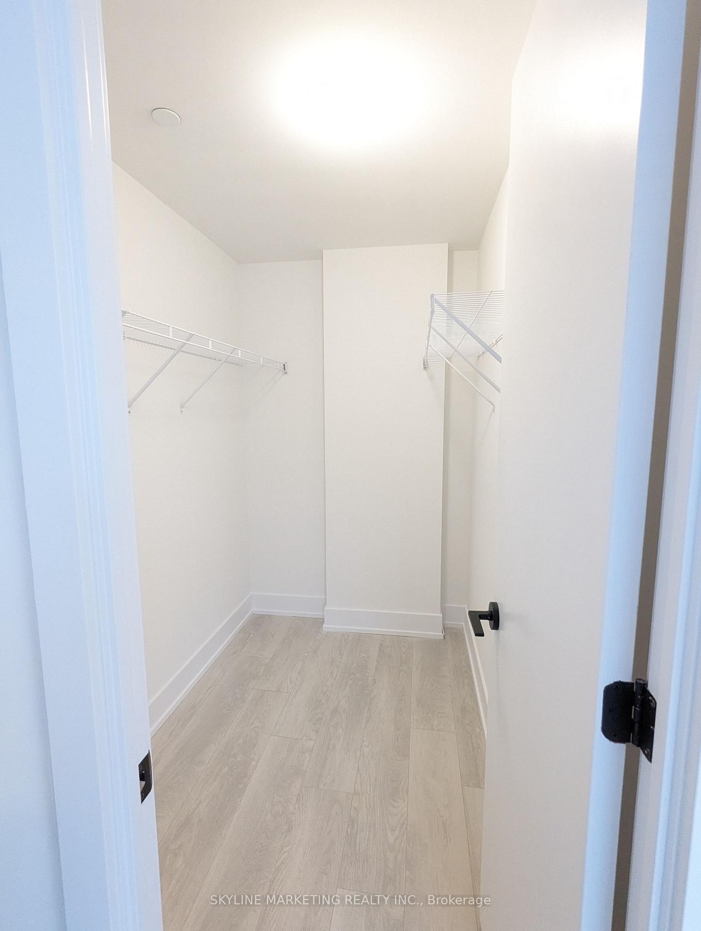Photo 6 of Unit 737, 2450 Old Bronte Road, Oakville, Westmount — HOMEH