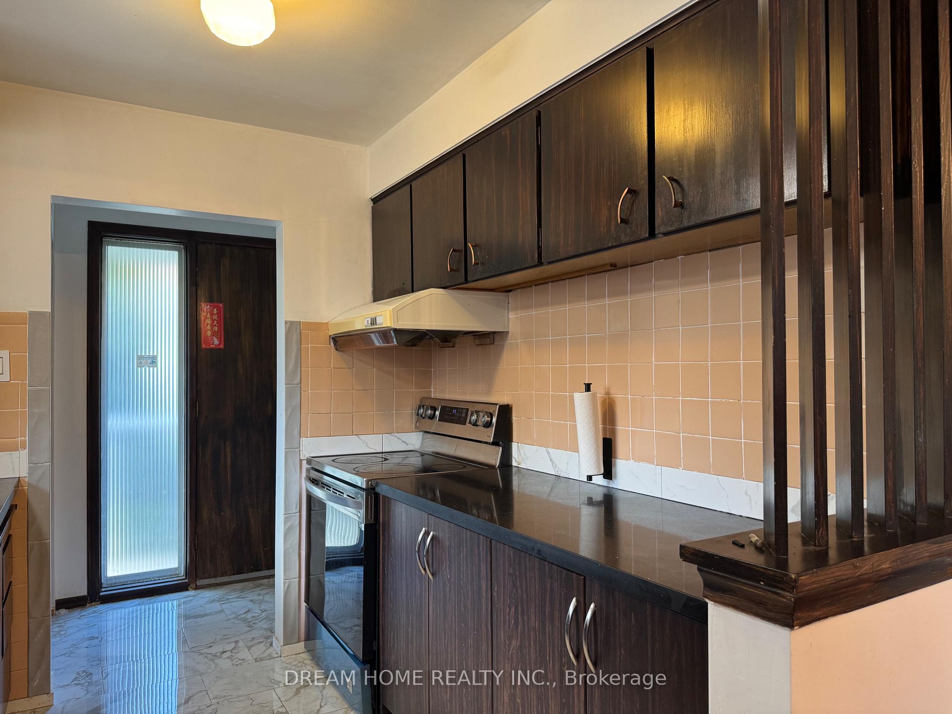 Photo 10 of 48 Meadowlark Drive, Hamilton, Bruleville — HOMEH