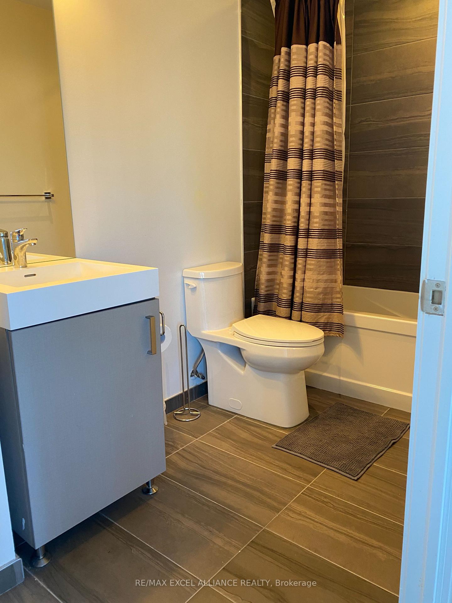 Photo 14 of Unit 1502, 17 Dundonald Street, Toronto, Church-Yonge Corridor — HOMEH