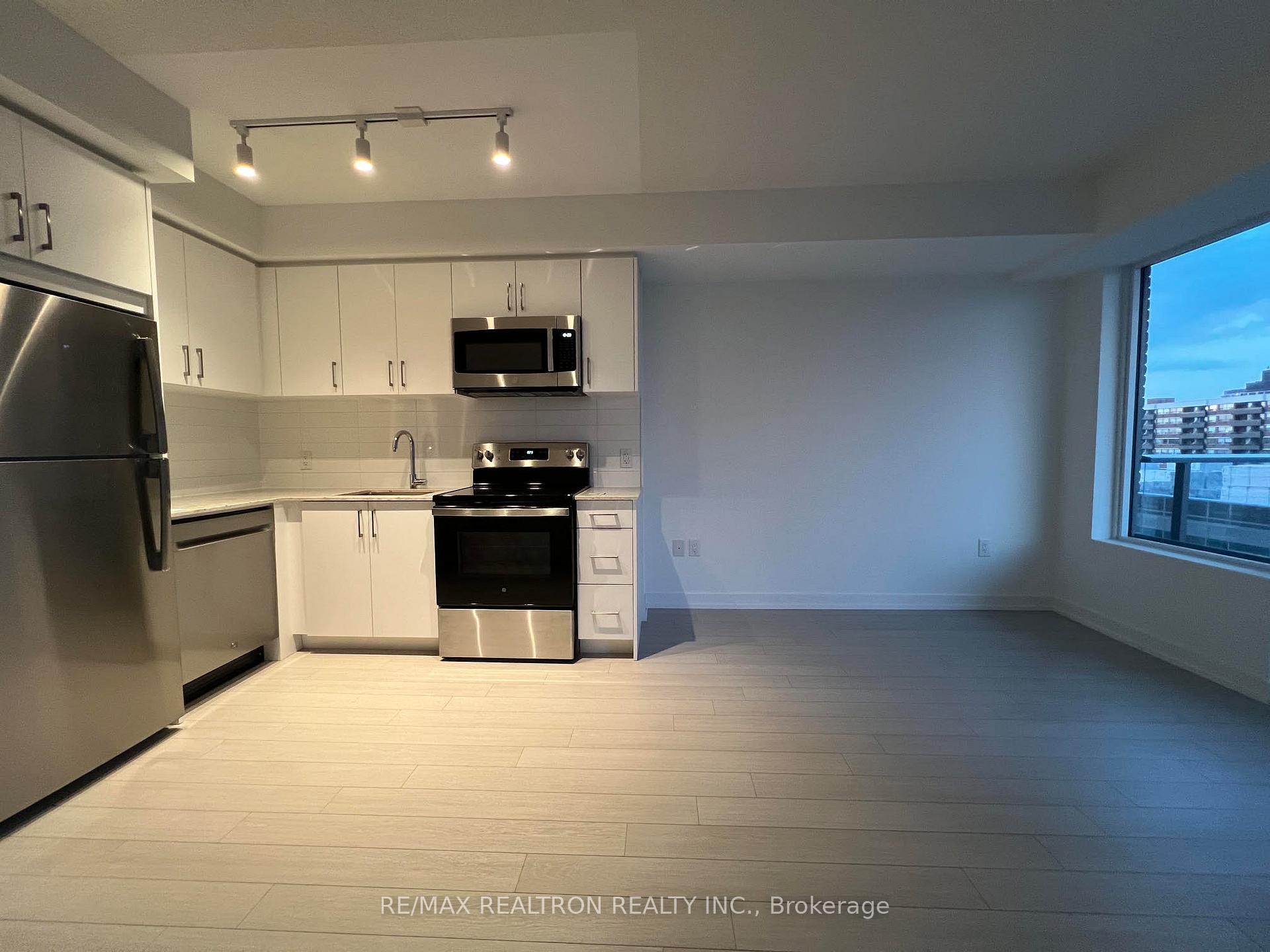Photo 9 of Unit 1012, 4010 Eglinton Avenue W, Etobicoke, Humber Heights — HOMEH