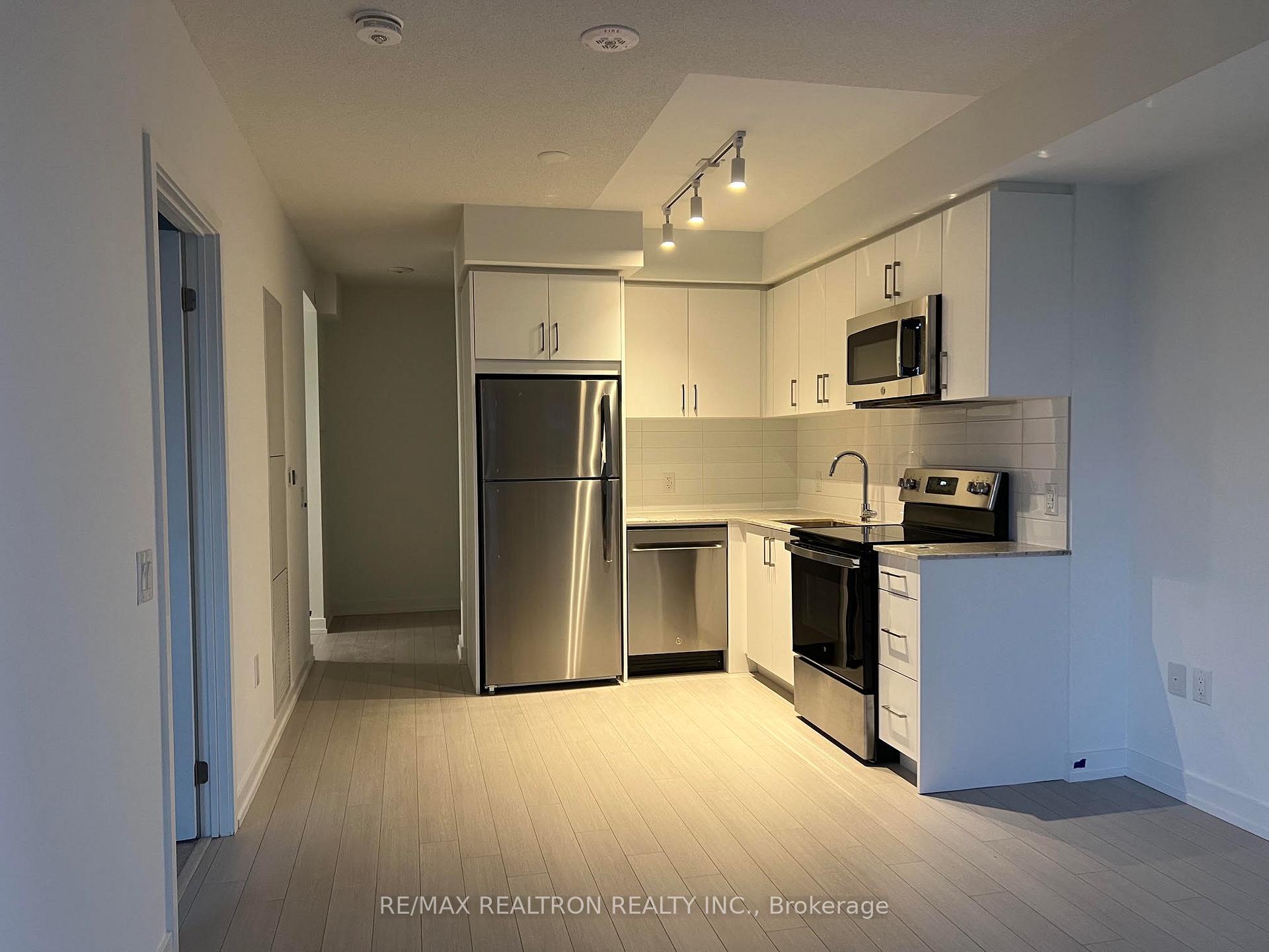 Photo 13 of Unit 1012, 4010 Eglinton Avenue W, Etobicoke, Humber Heights — HOMEH