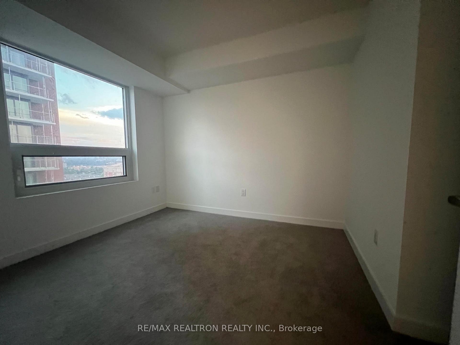 Photo 15 of Unit 1012, 4010 Eglinton Avenue W, Etobicoke, Humber Heights — HOMEH