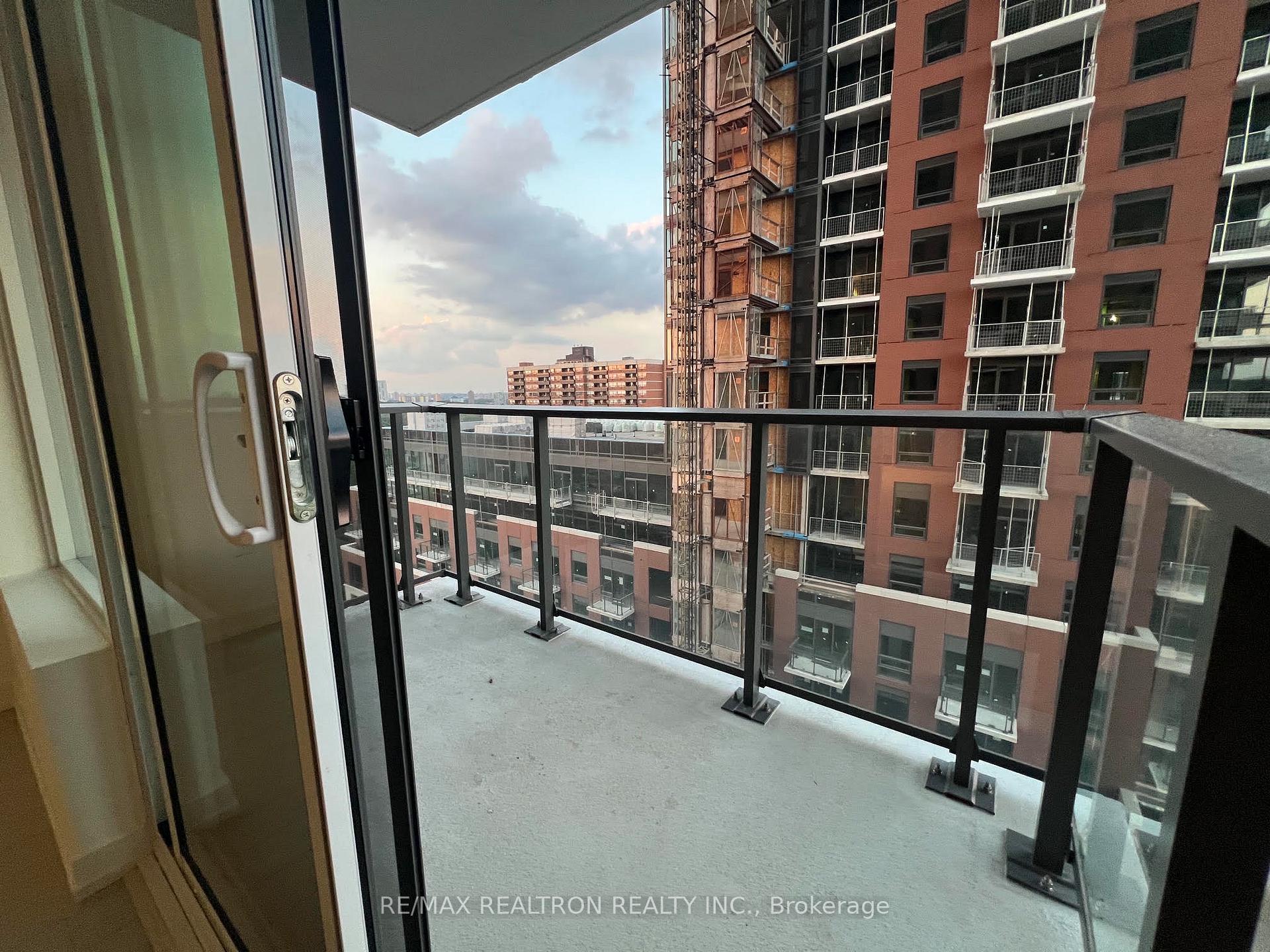 Photo 20 of Unit 1012, 4010 Eglinton Avenue W, Etobicoke, Humber Heights — HOMEH