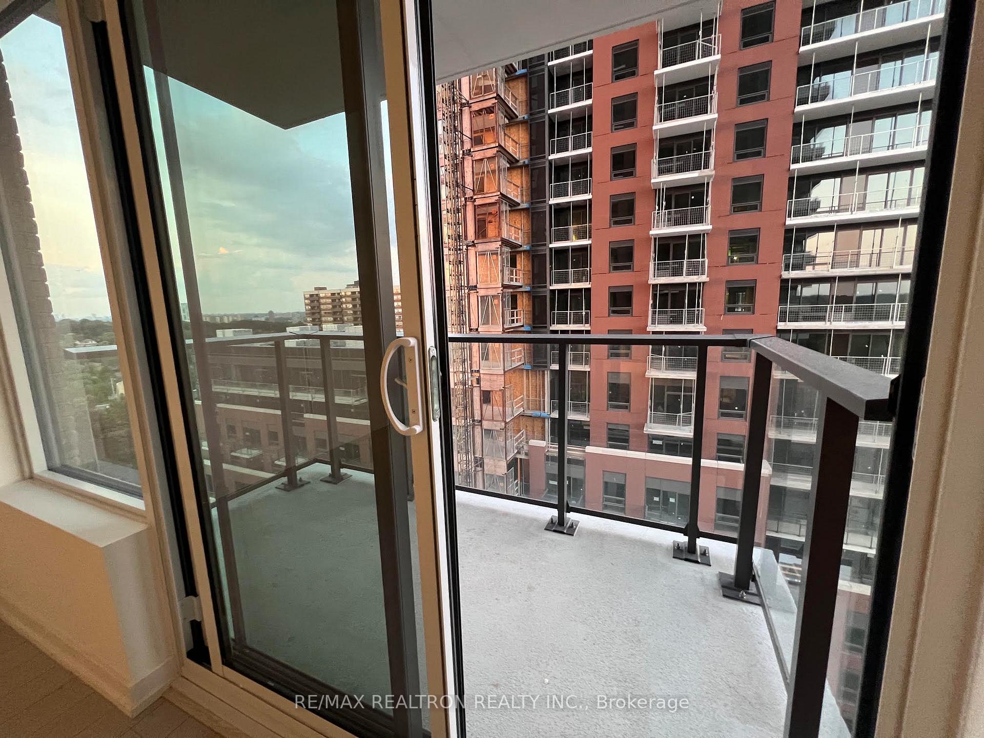 Photo 21 of Unit 1012, 4010 Eglinton Avenue W, Etobicoke, Humber Heights — HOMEH
