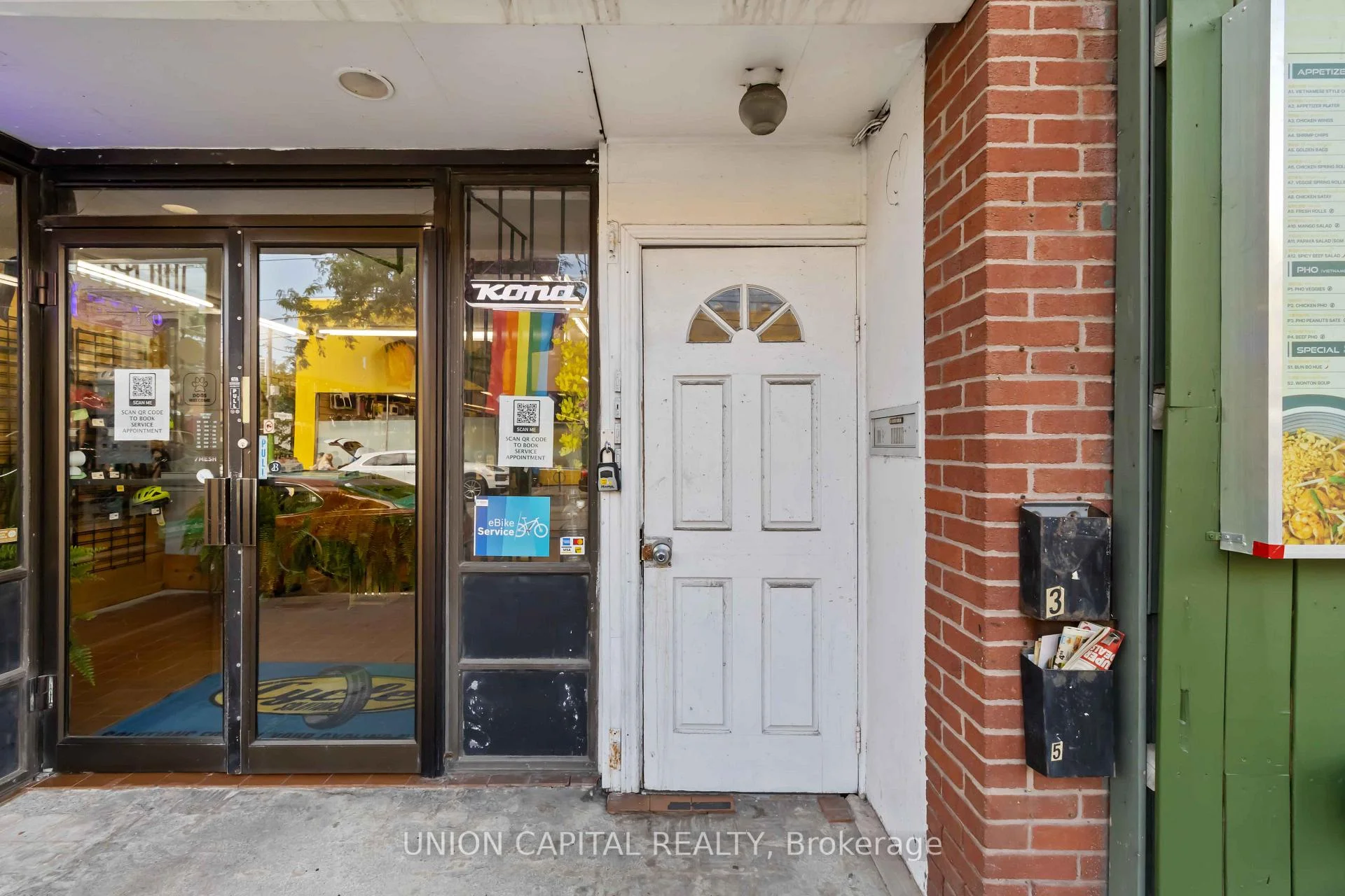 Photo 3 of 444 Parliament Street, Toronto, Moss Park — HOMEH