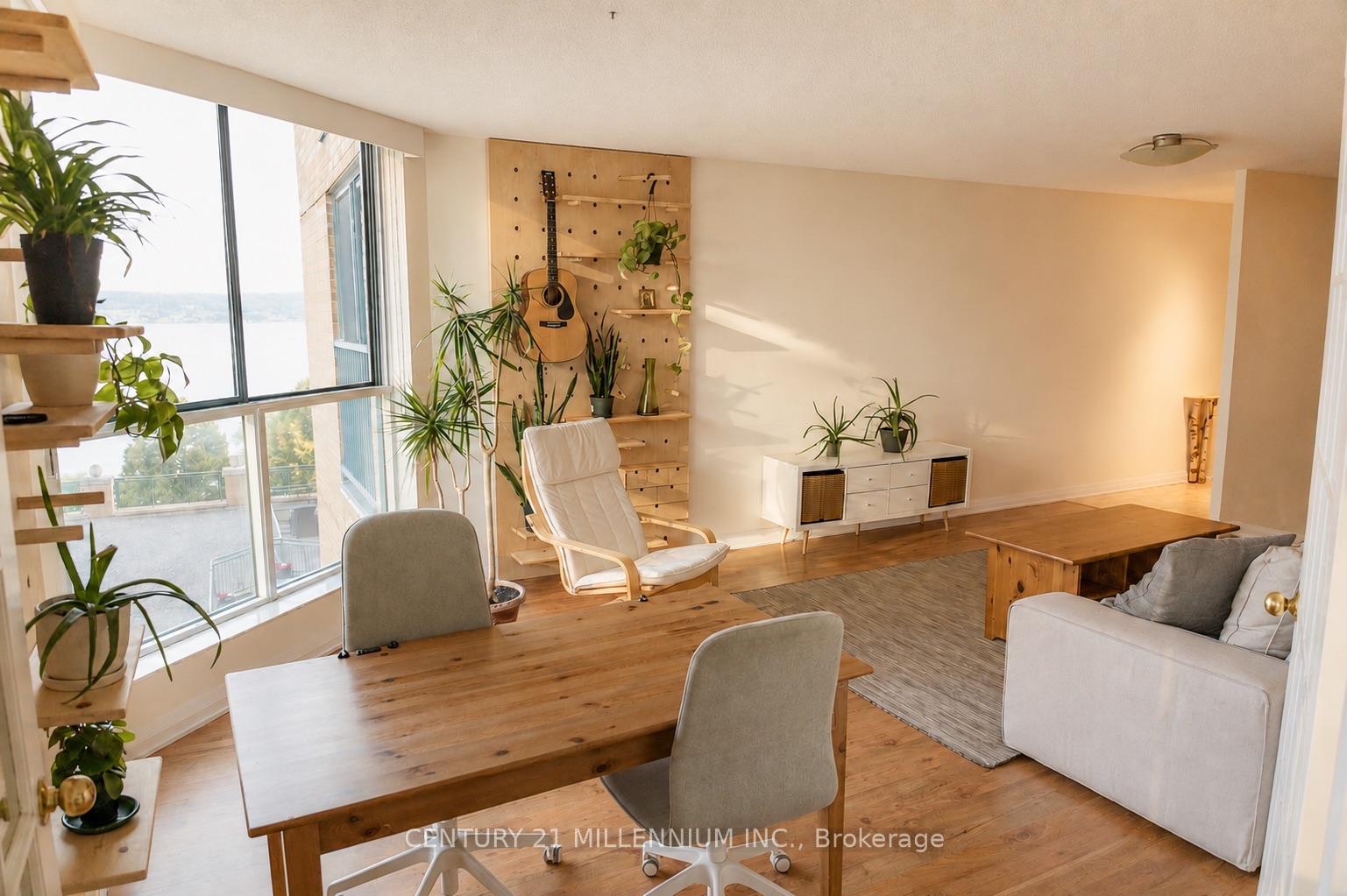 Photo 4 of Unit 510, 140 Dunlop Street E, Barrie, City Centre — HOMEH