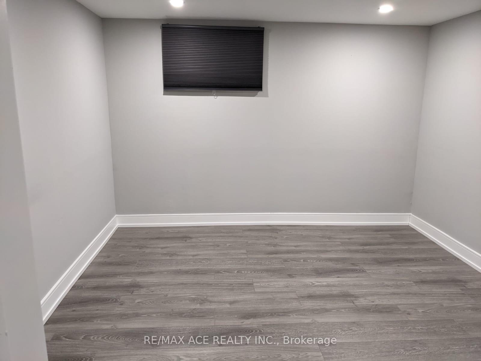 Photo 7 of Unit Bsmt, 18 Mackinac Crescent, Scarborough, Bendale — HOMEH