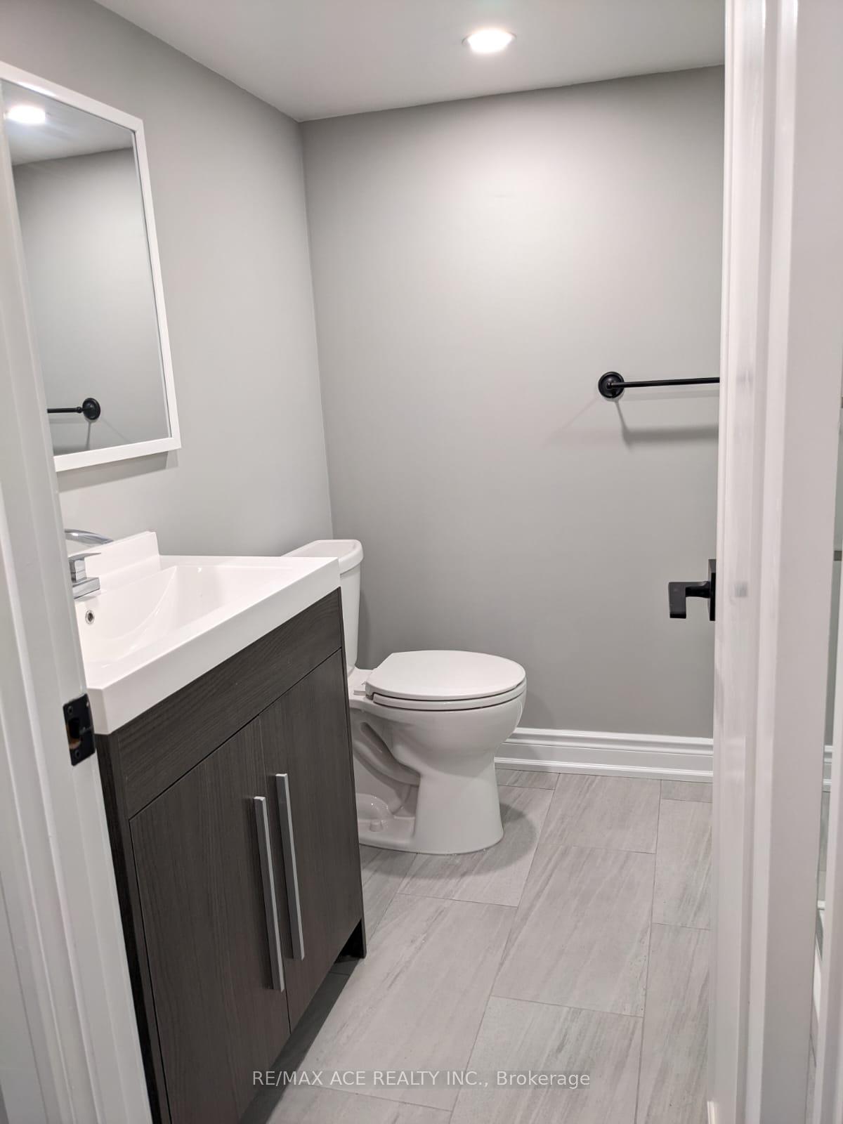 Photo 9 of Unit Bsmt, 18 Mackinac Crescent, Scarborough, Bendale — HOMEH
