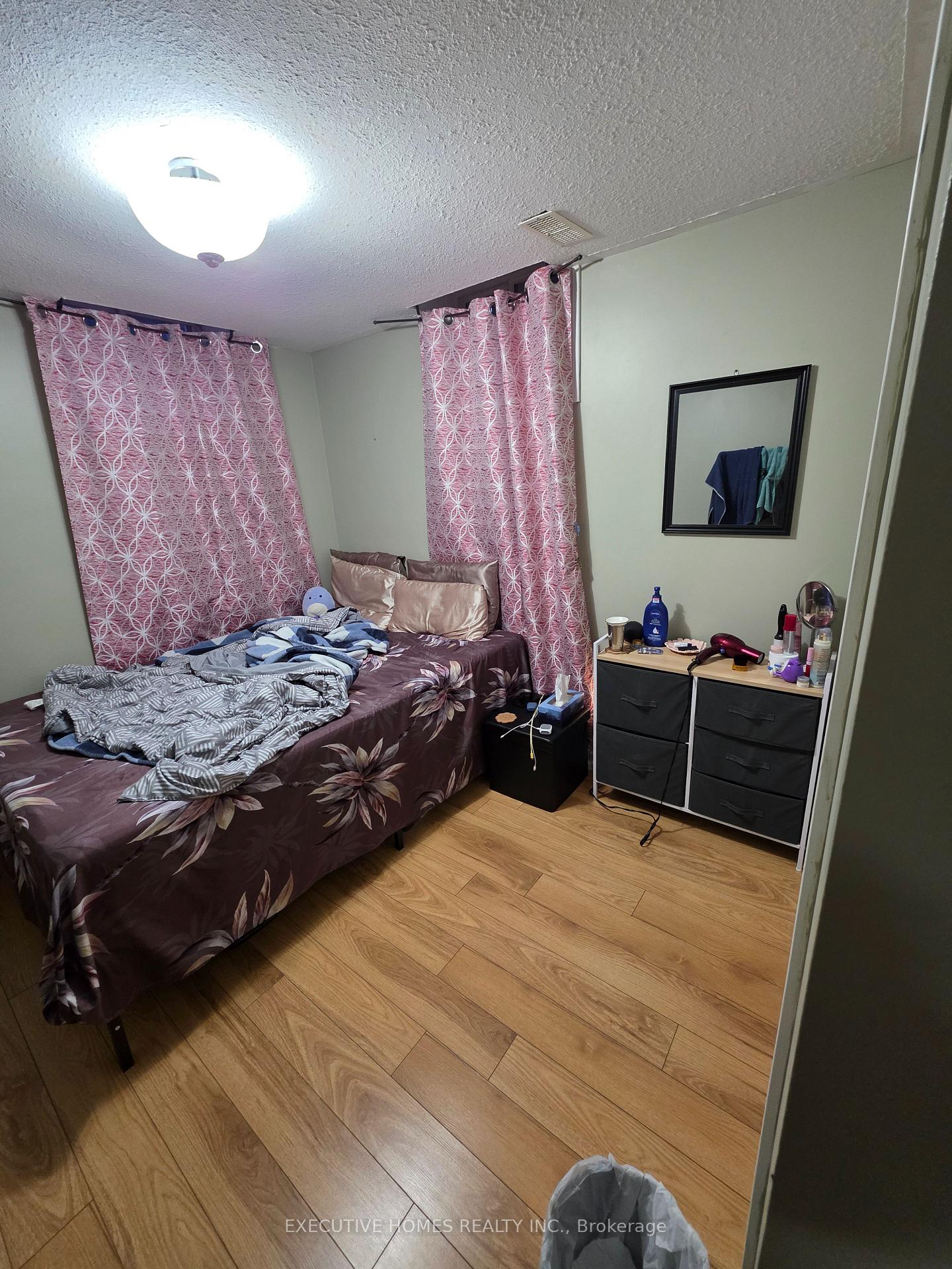 Photo 8 of 35 Claudette Gate, Hamilton, Stoney Creek Industrial — HOMEH