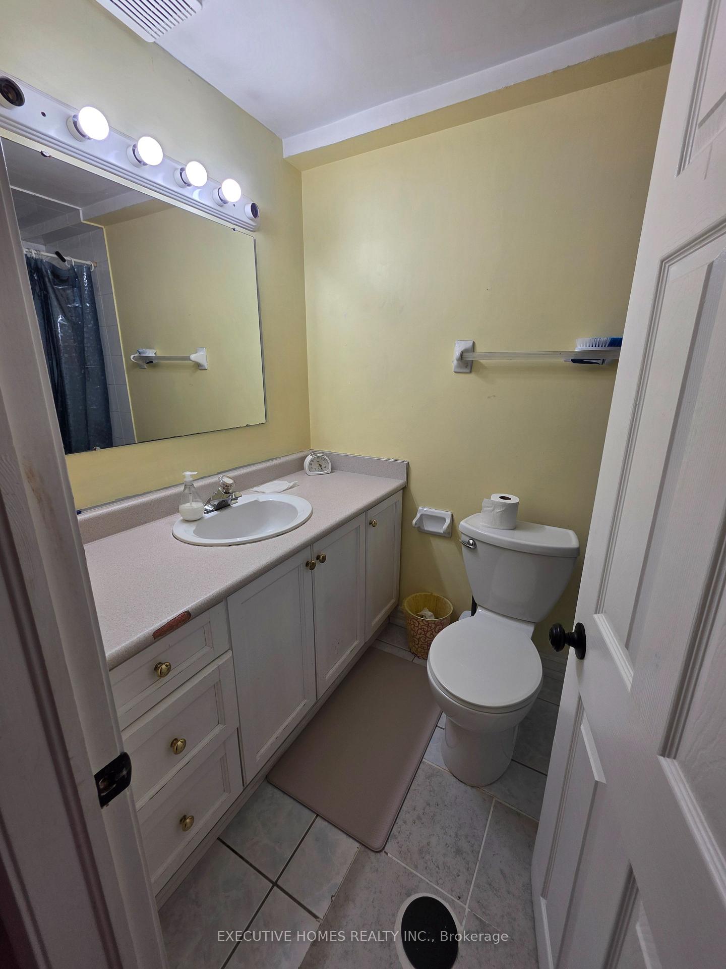 Photo 11 of 35 Claudette Gate, Hamilton, Stoney Creek Industrial — HOMEH