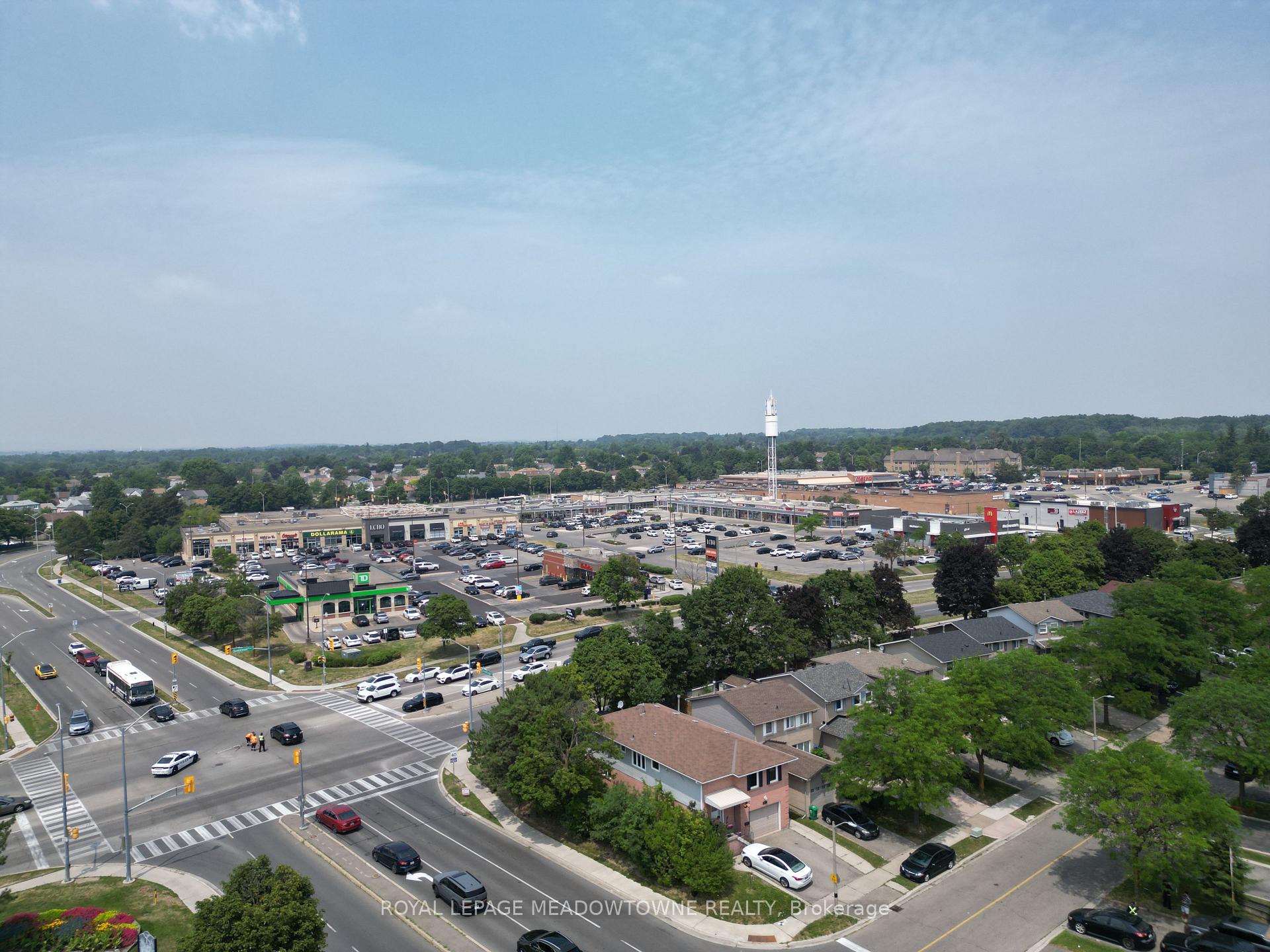 Photo 49 of 56 Sutter Avenue, Brampton, Heart Lake West — HOMEH