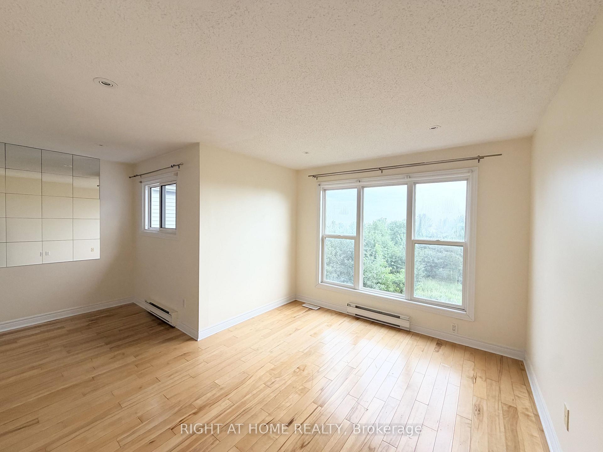 Photo 23 of 1502 O'Hara Court, Oshawa, McLaughlin — HOMEH
